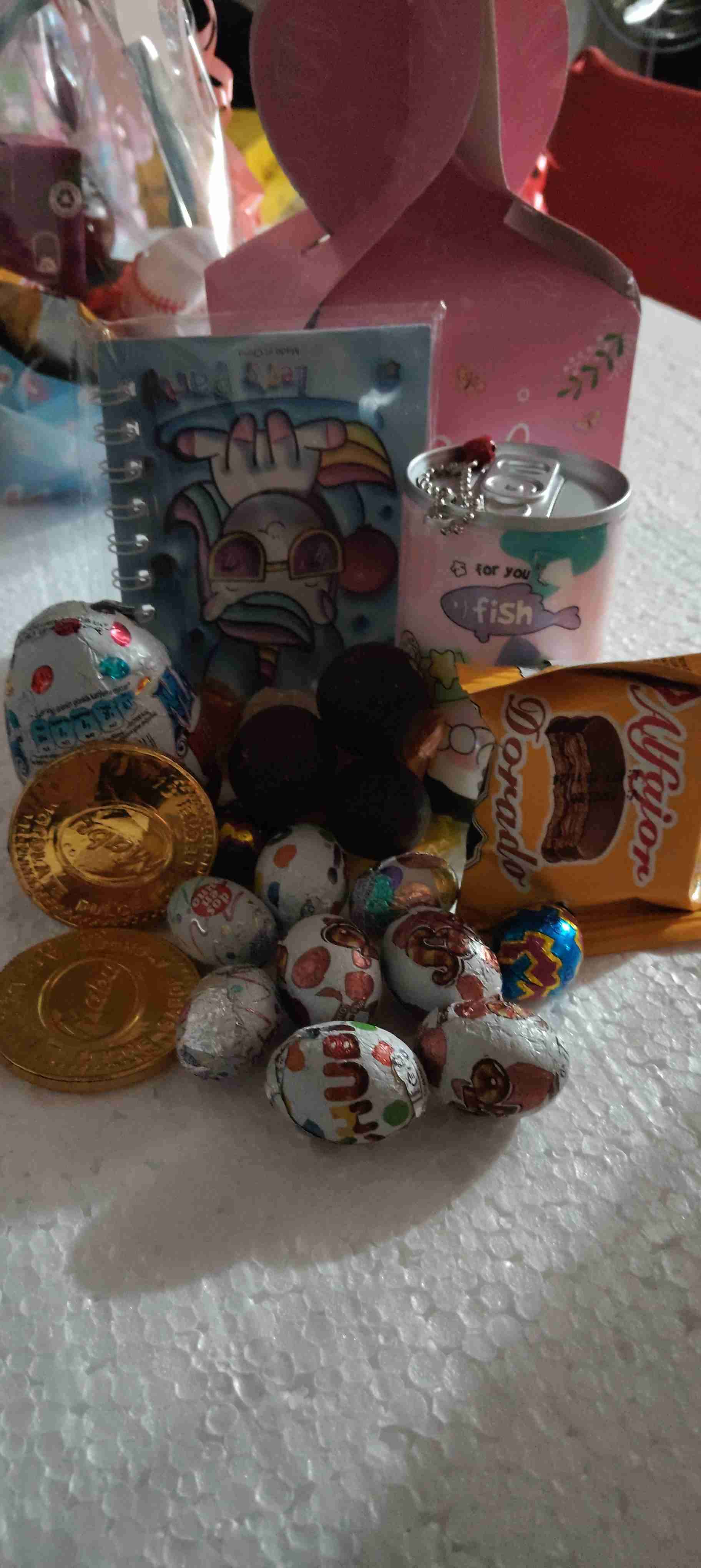 Pack de chocolates y dulces variados