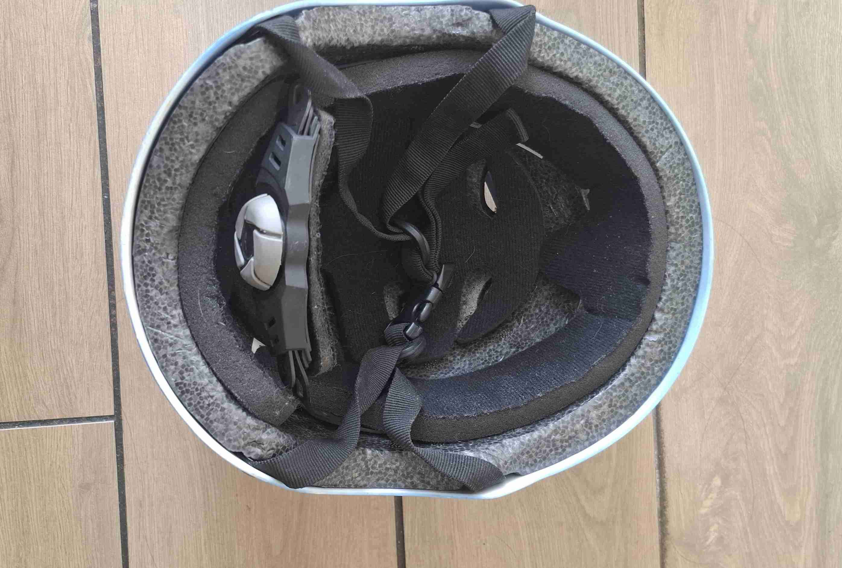 Casco azul para ciclismo - 2