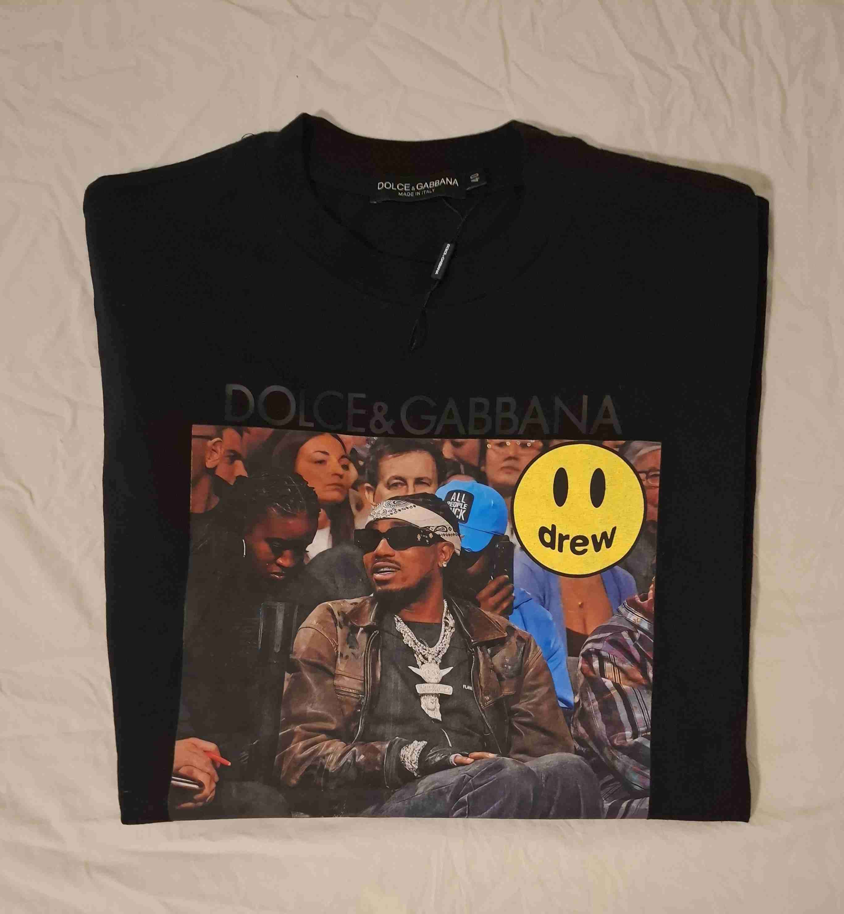 Polera negra estilo Dolce & Gabbana