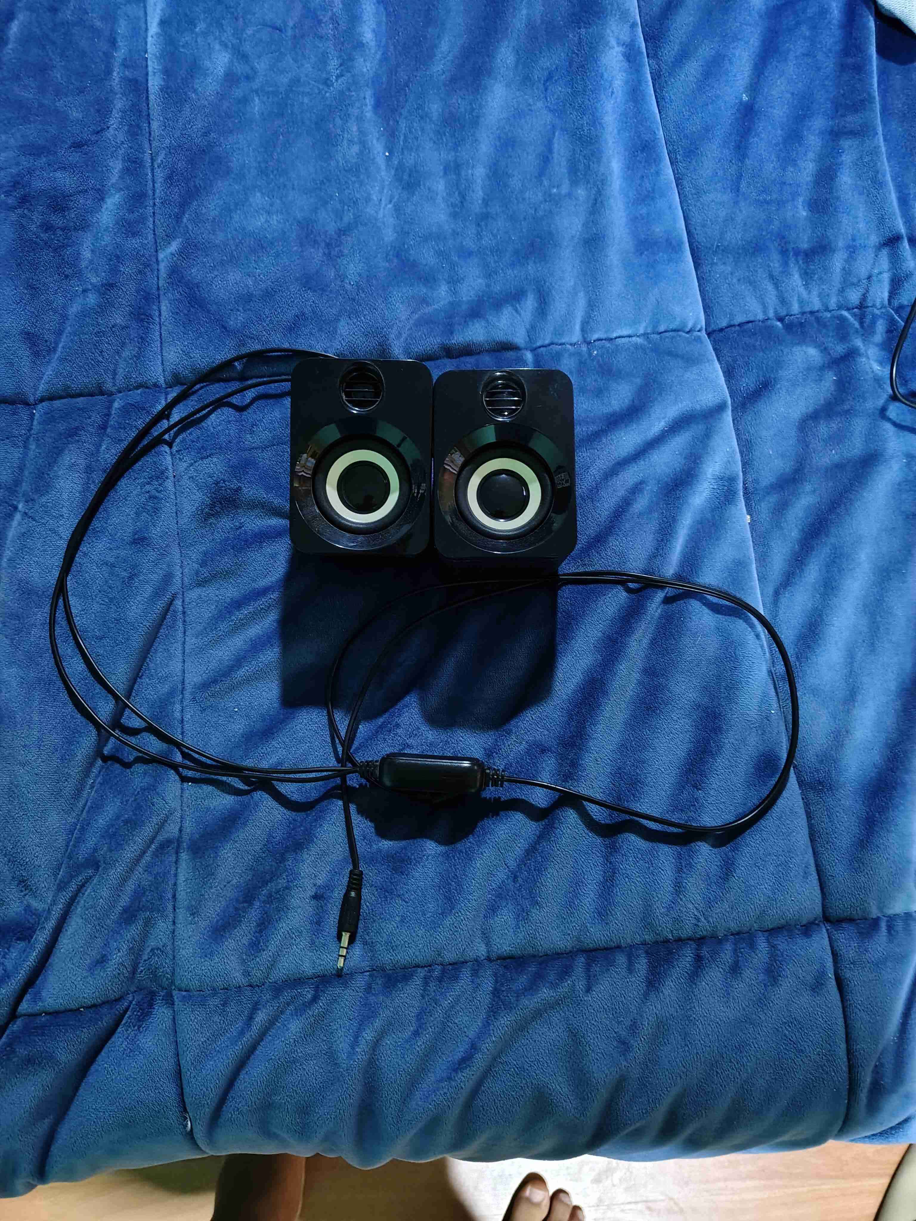 Parlantes USB compactos negros - miniatura 4