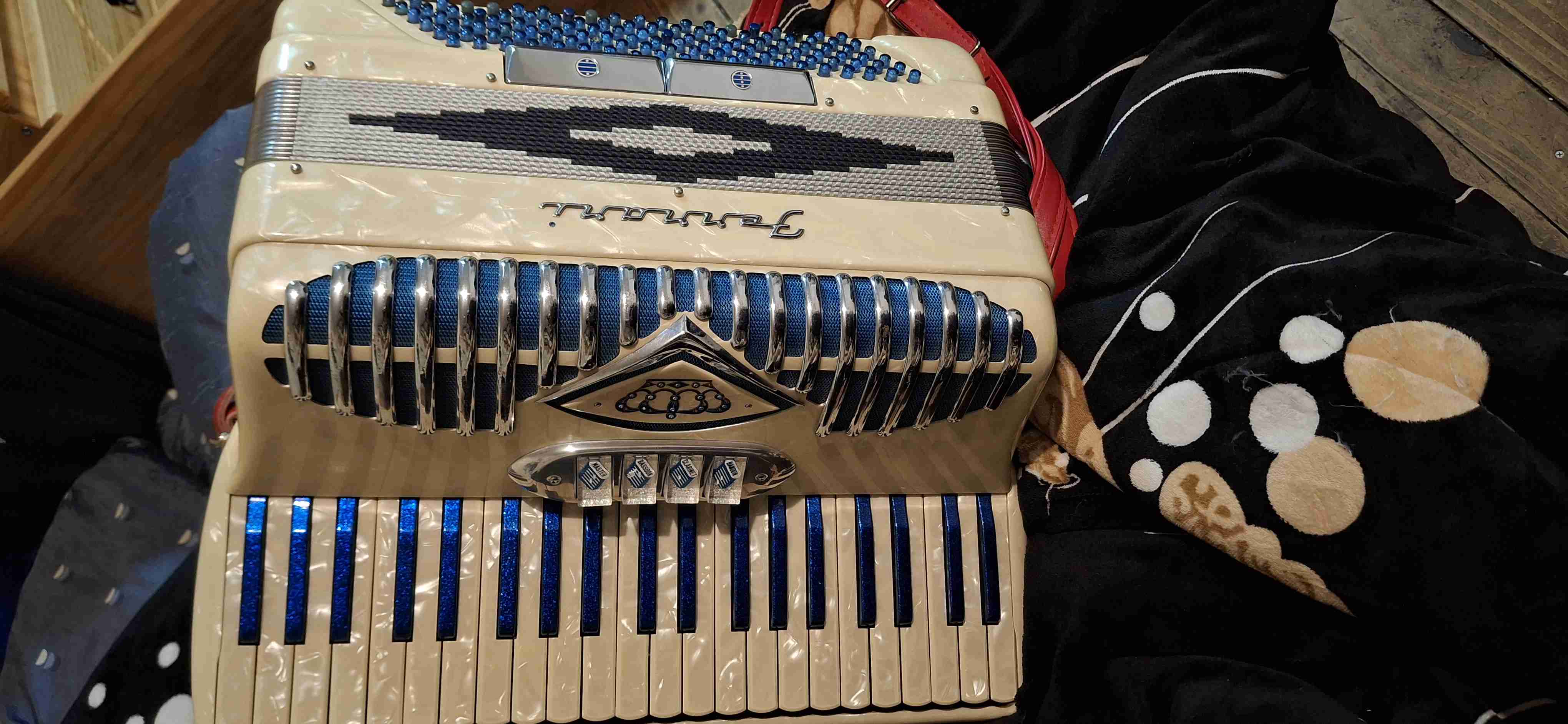 Acordeón Ferrari con diseño azul - miniatura 3