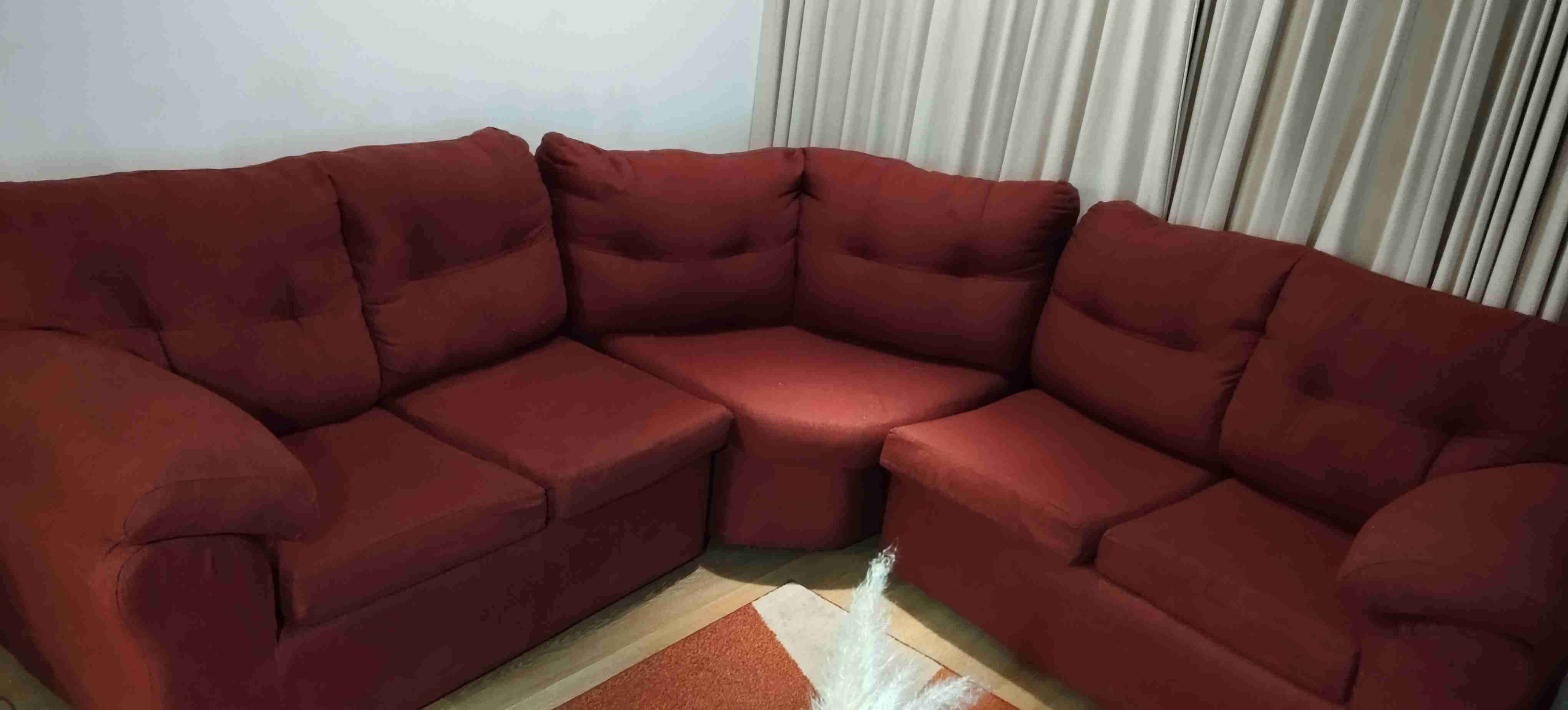 Sofá esquinero rojo oscuro 5 cuerpos - 3