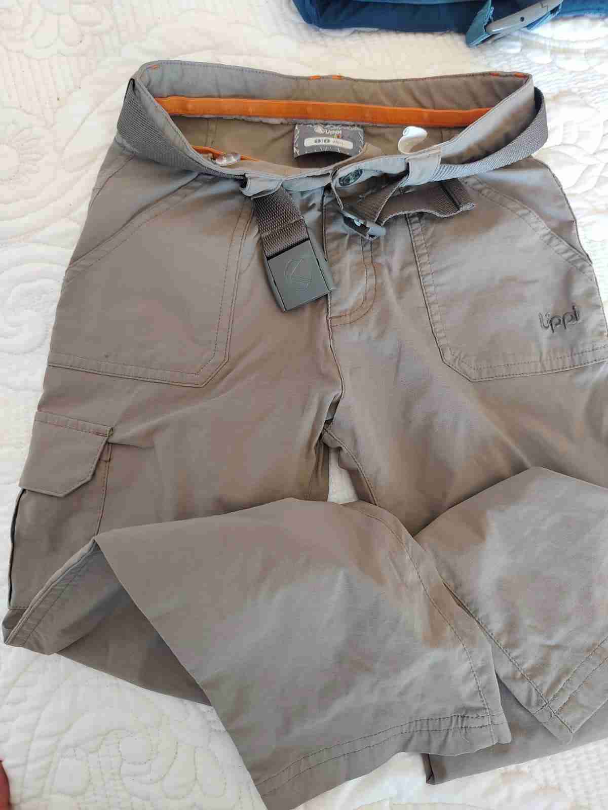 Pantalones cargo café Lippi talla 5-6 años