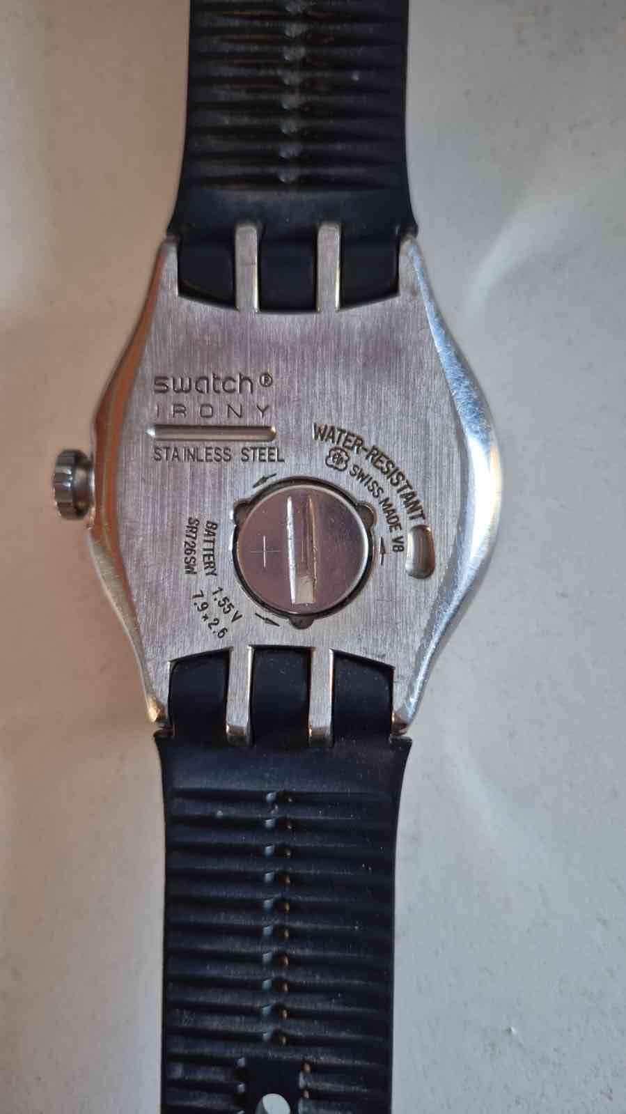 Reloj Swatch negro - miniatura 2