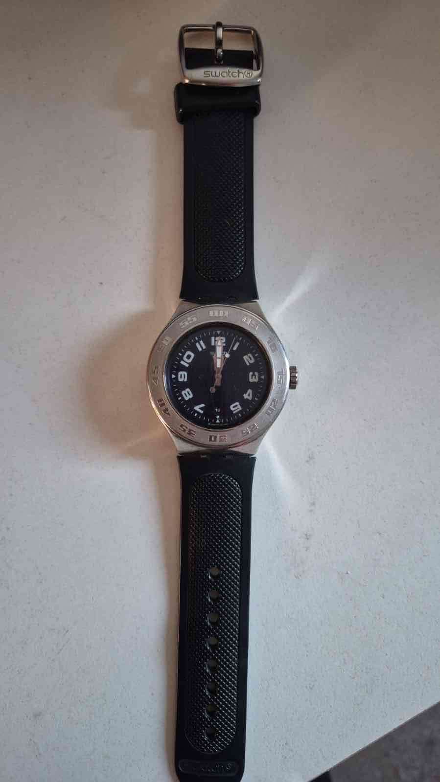 Reloj Swatch negro - miniatura 5