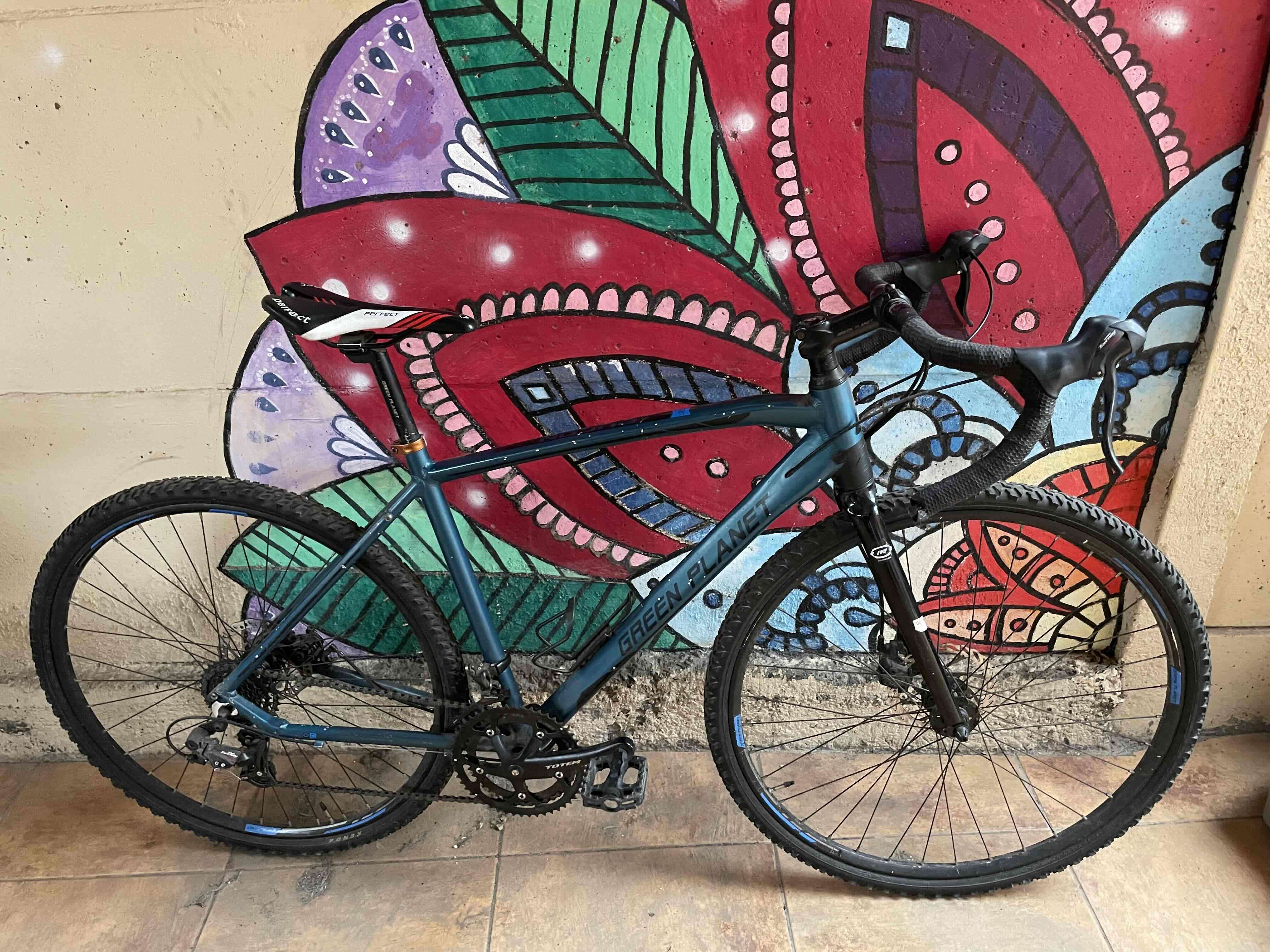 Bicicleta pistera con neumáticos mtb - miniatura 3