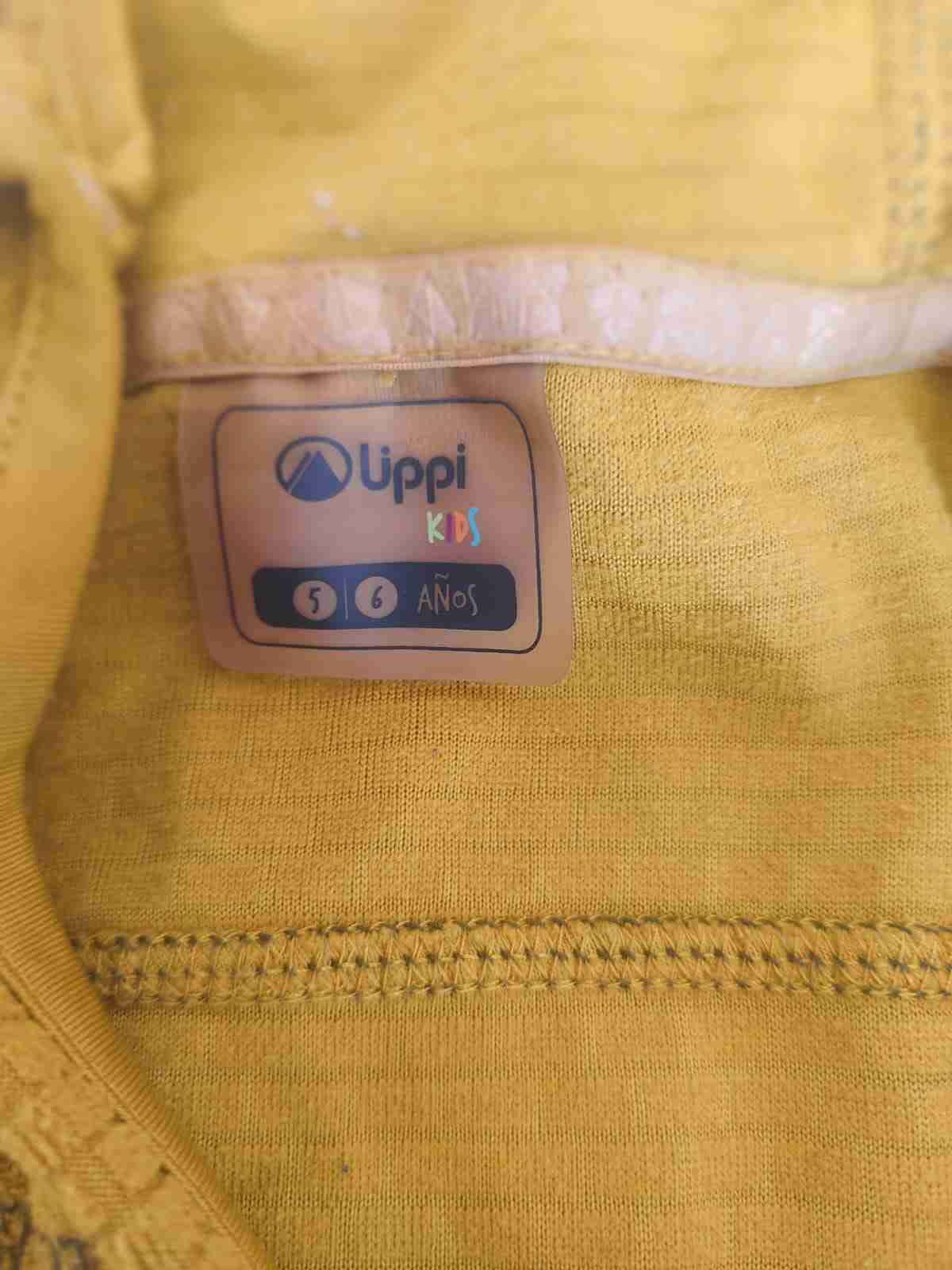 Micro polar lippi  con capucha talla 5-6 años - miniatura 2