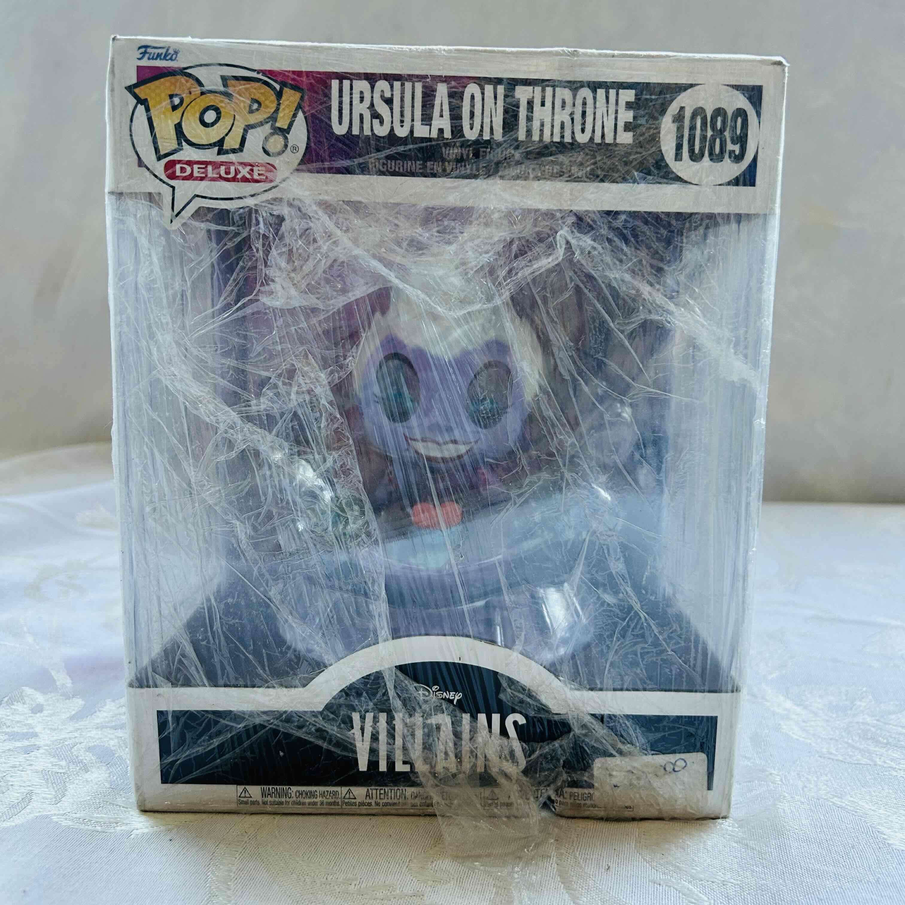 Figura Funko Pop Ursula en trono