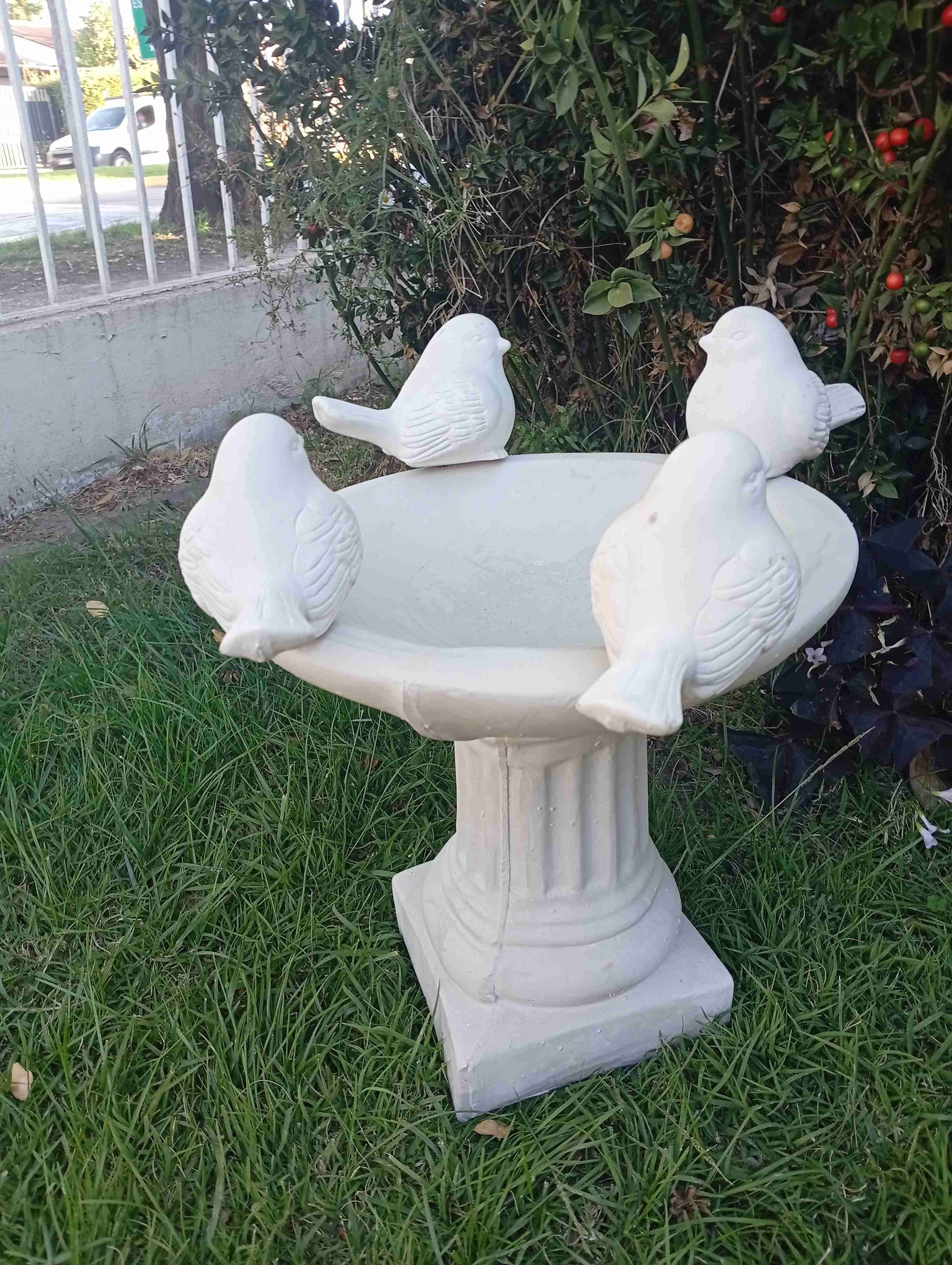 Fuente de jardín con pajaritos - miniatura 4