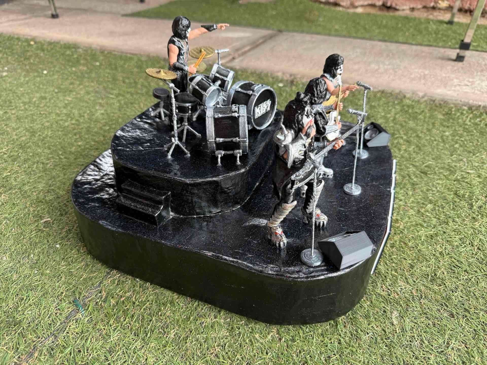 Figura coleccionable banda rock Kiss - miniatura 5