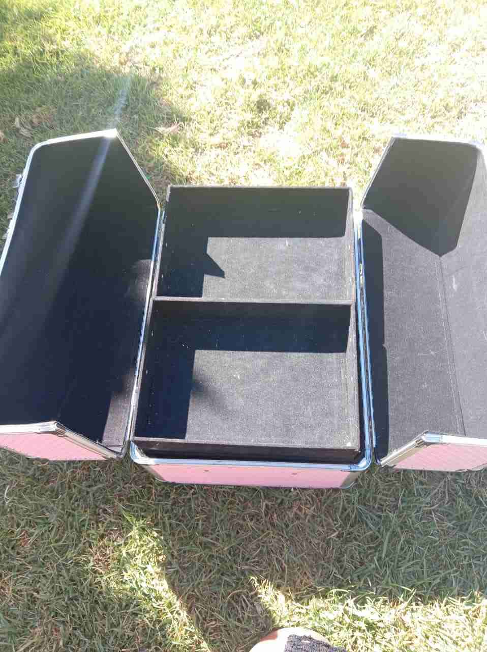 Maletín de maquillaje rosa - miniatura 4