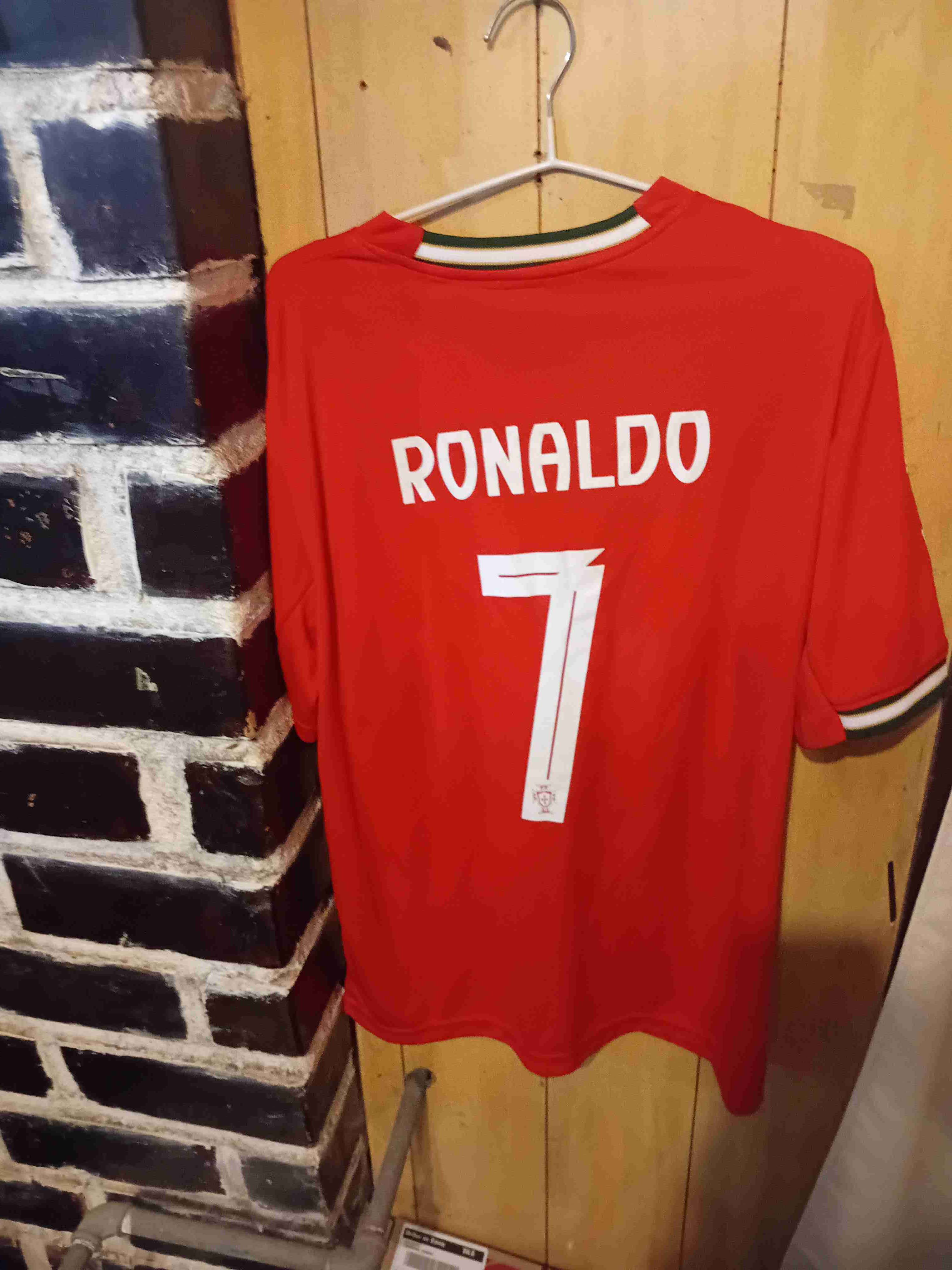 CAMISETA PORTUGAL CRISTIANO RONALDO - miniatura 3