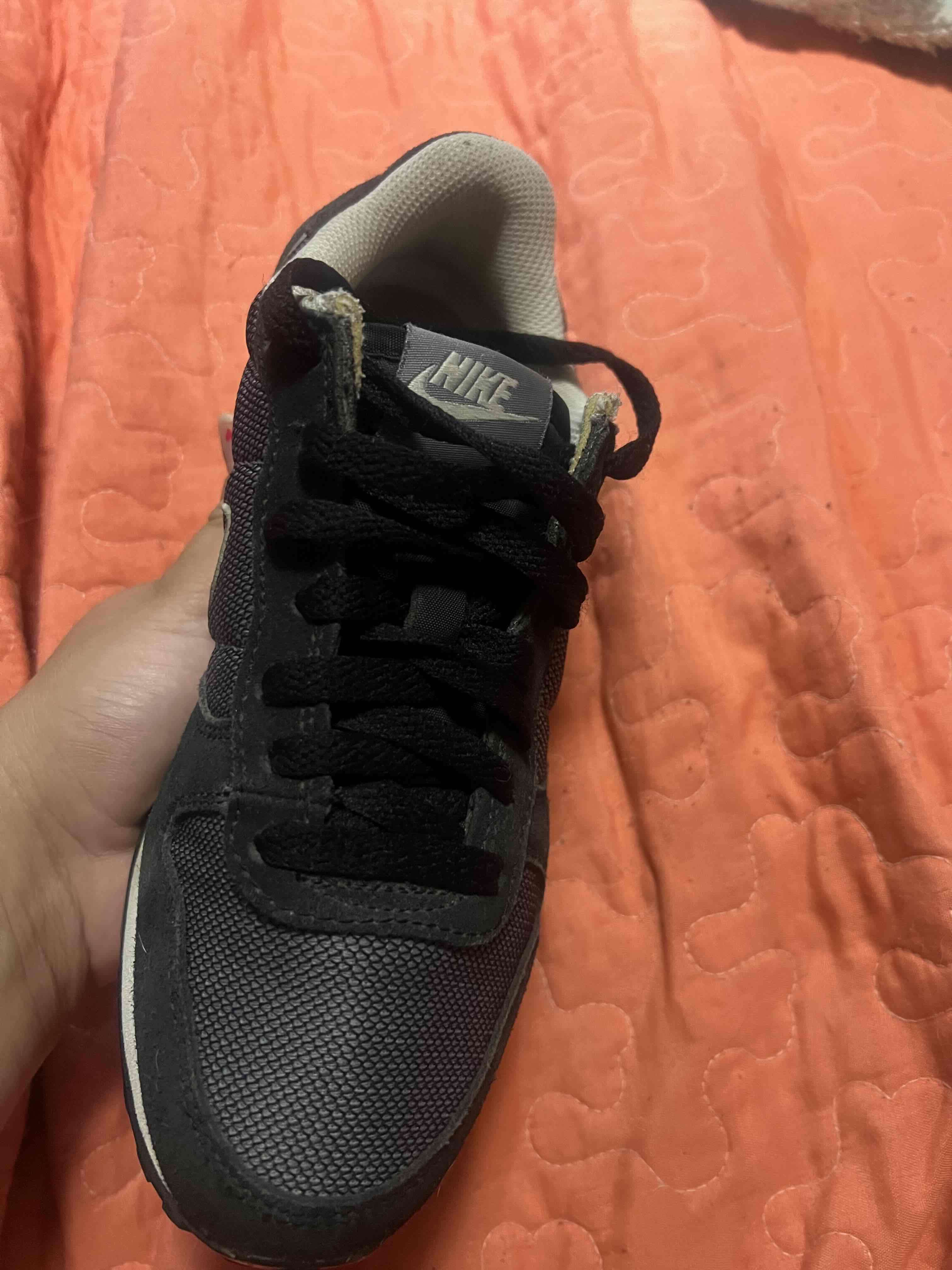 Zapatillas deportivas negras Nike - miniatura 2