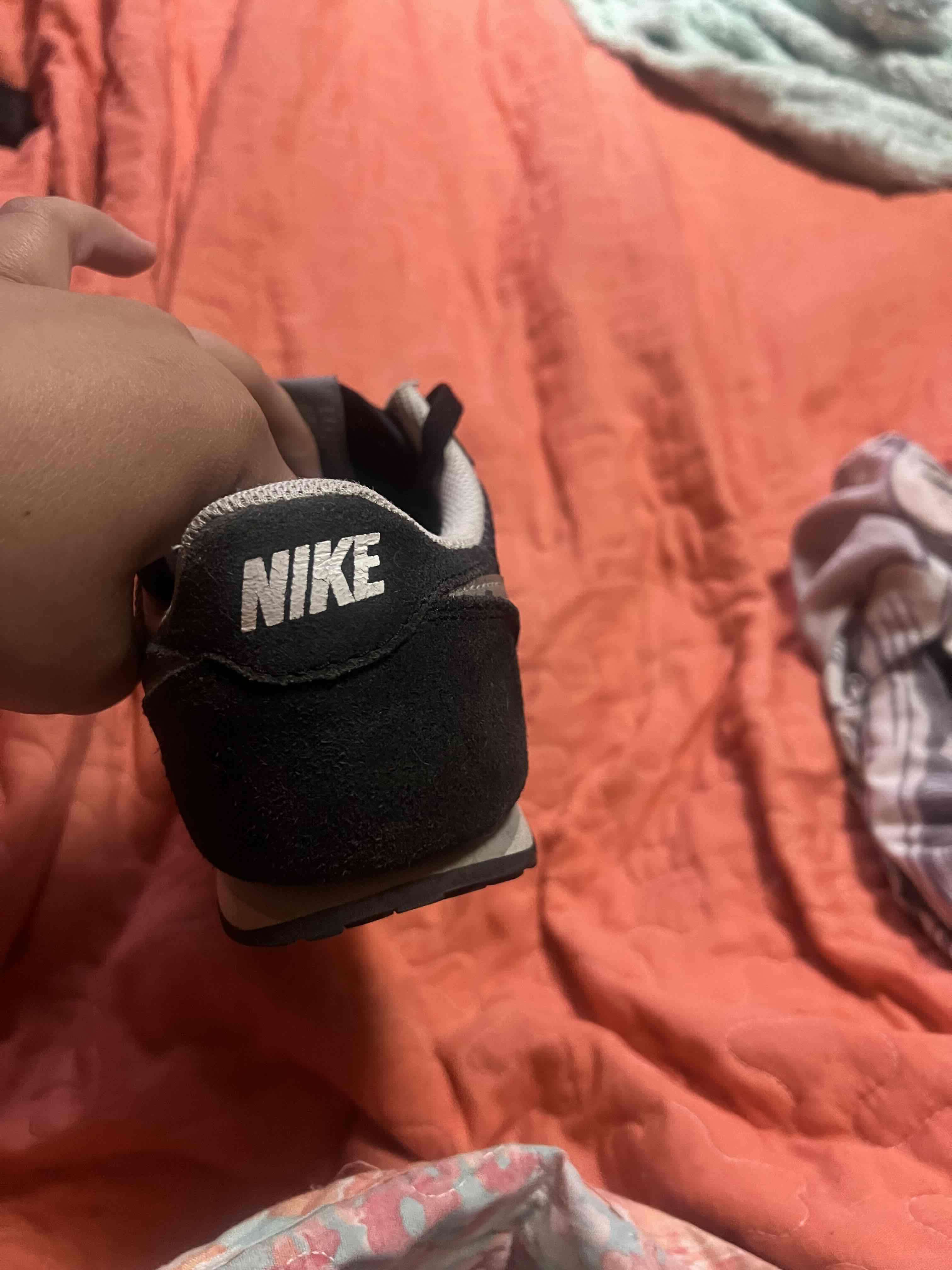 Zapatillas deportivas negras Nike - miniatura 5