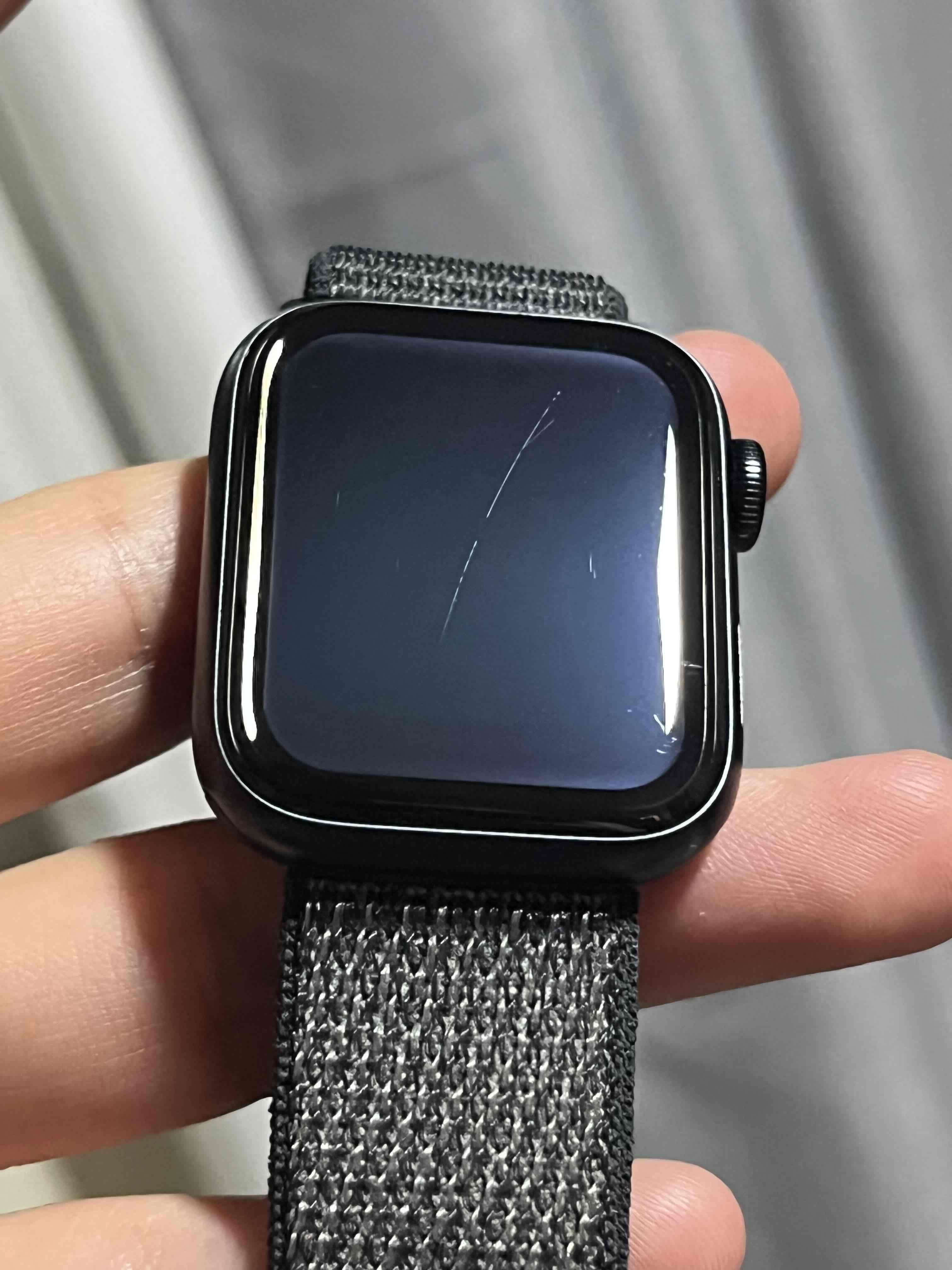 Apple Watch SE3 40mm - miniatura 2