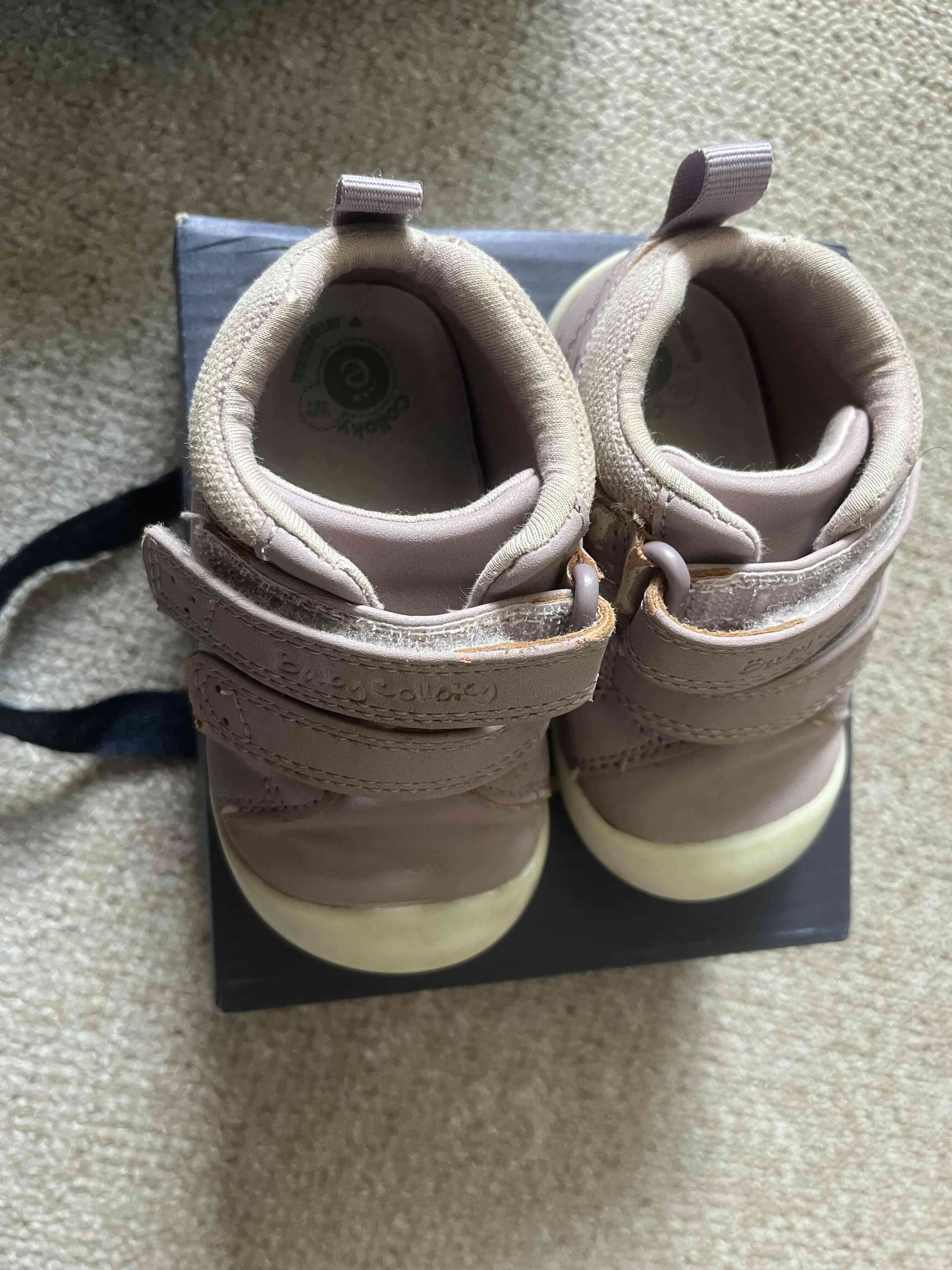 Lote de Zapatillas bebé rosadas - miniatura 2