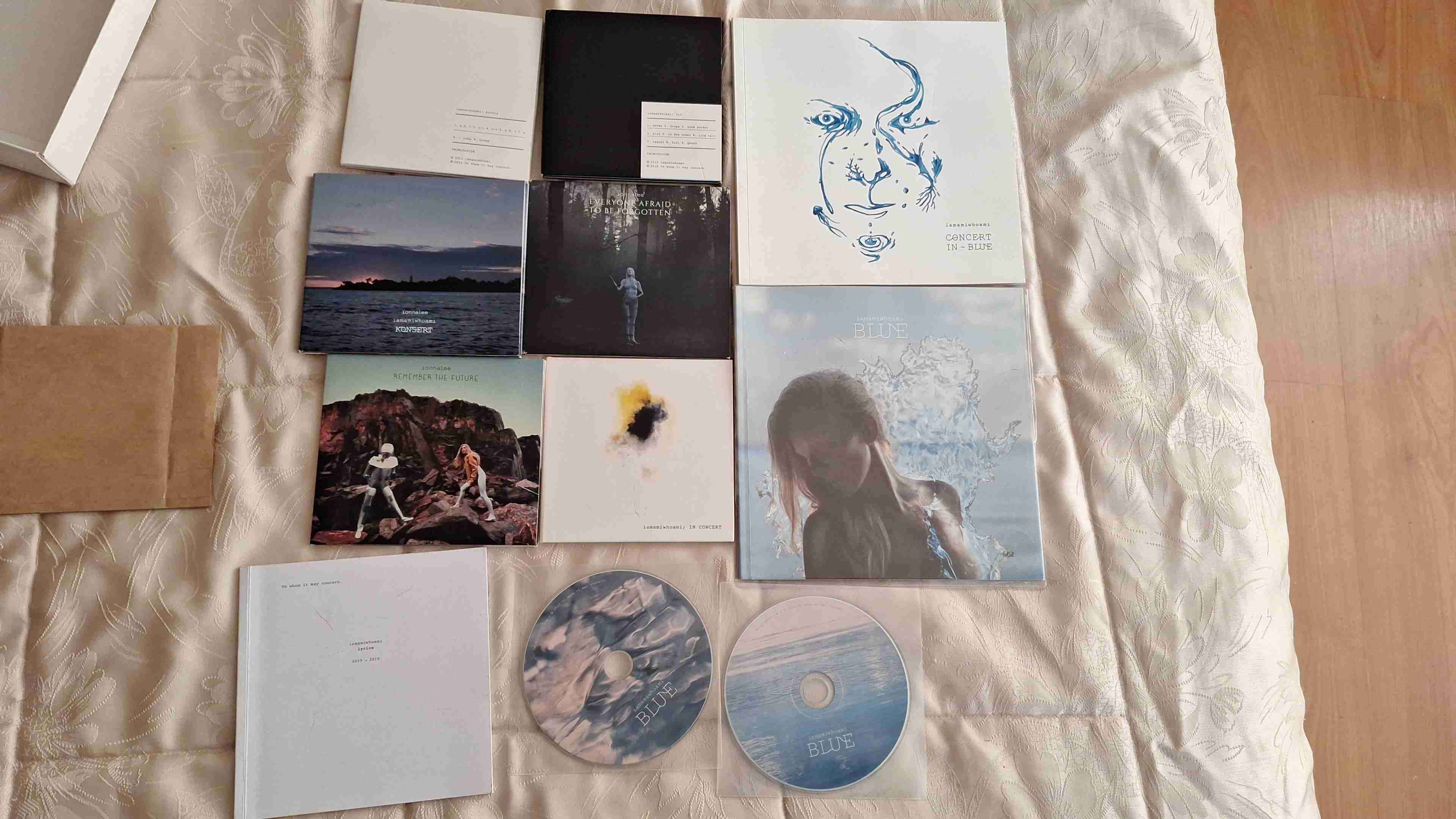 Colección de vinilos y CDs musicales iamamiwhoami - miniatura 2