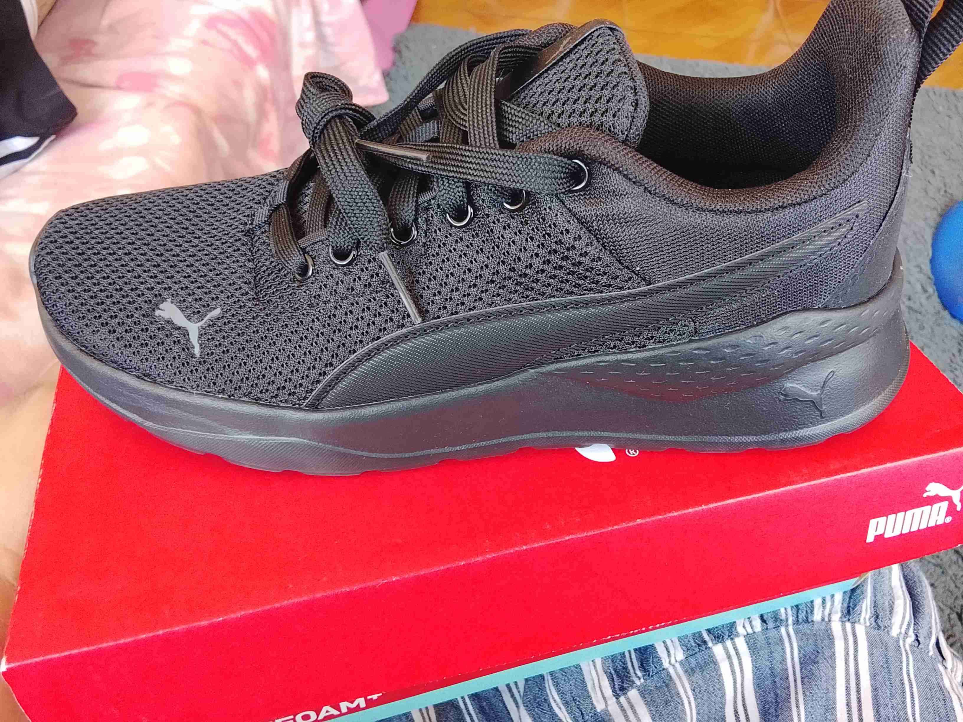 Zapatillas negras deportivas Puma - miniatura 3