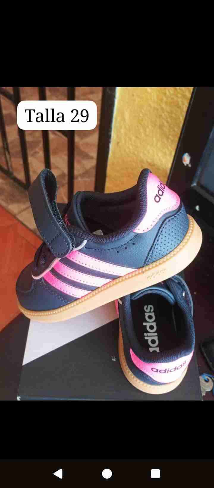 Zapatillas Adidas rosadas talla 29