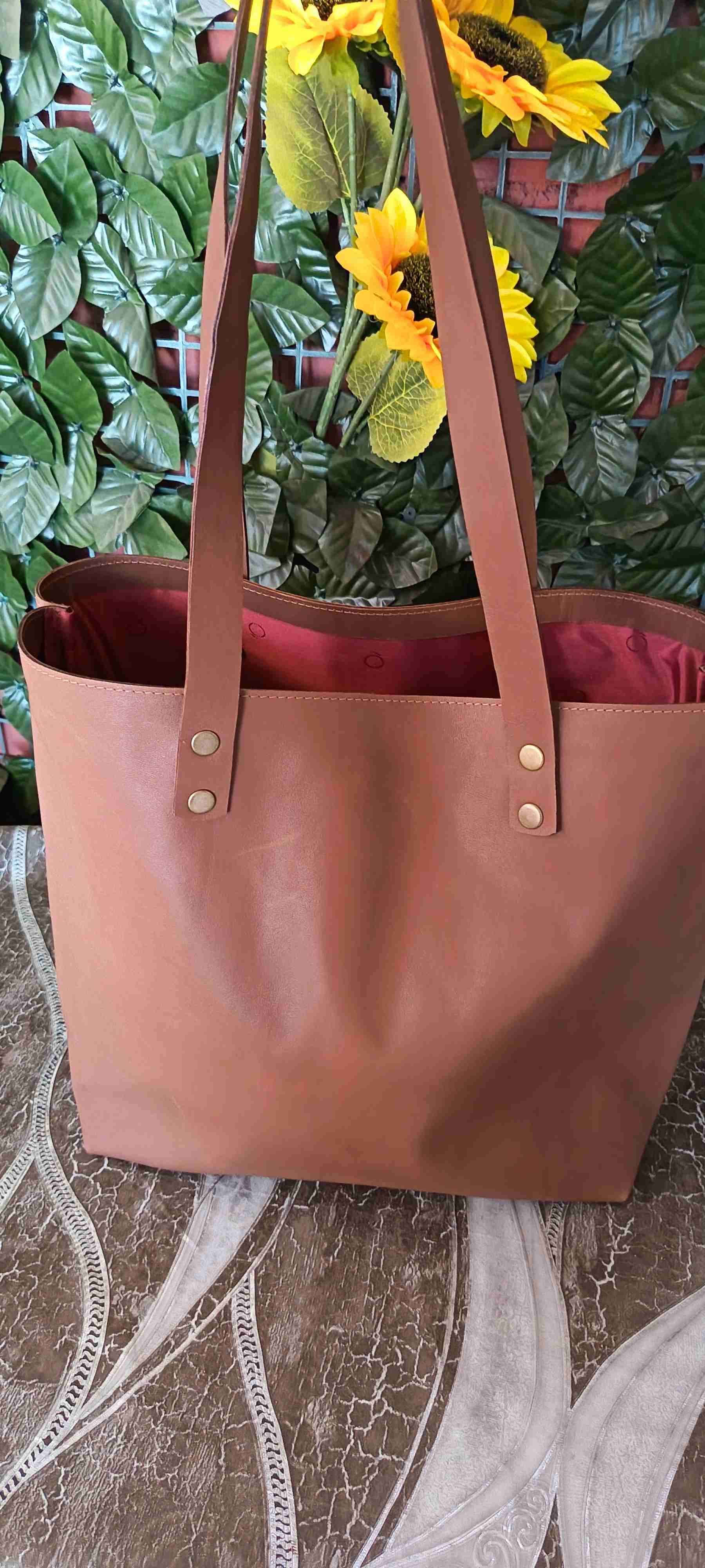 Bolso tote café amplio