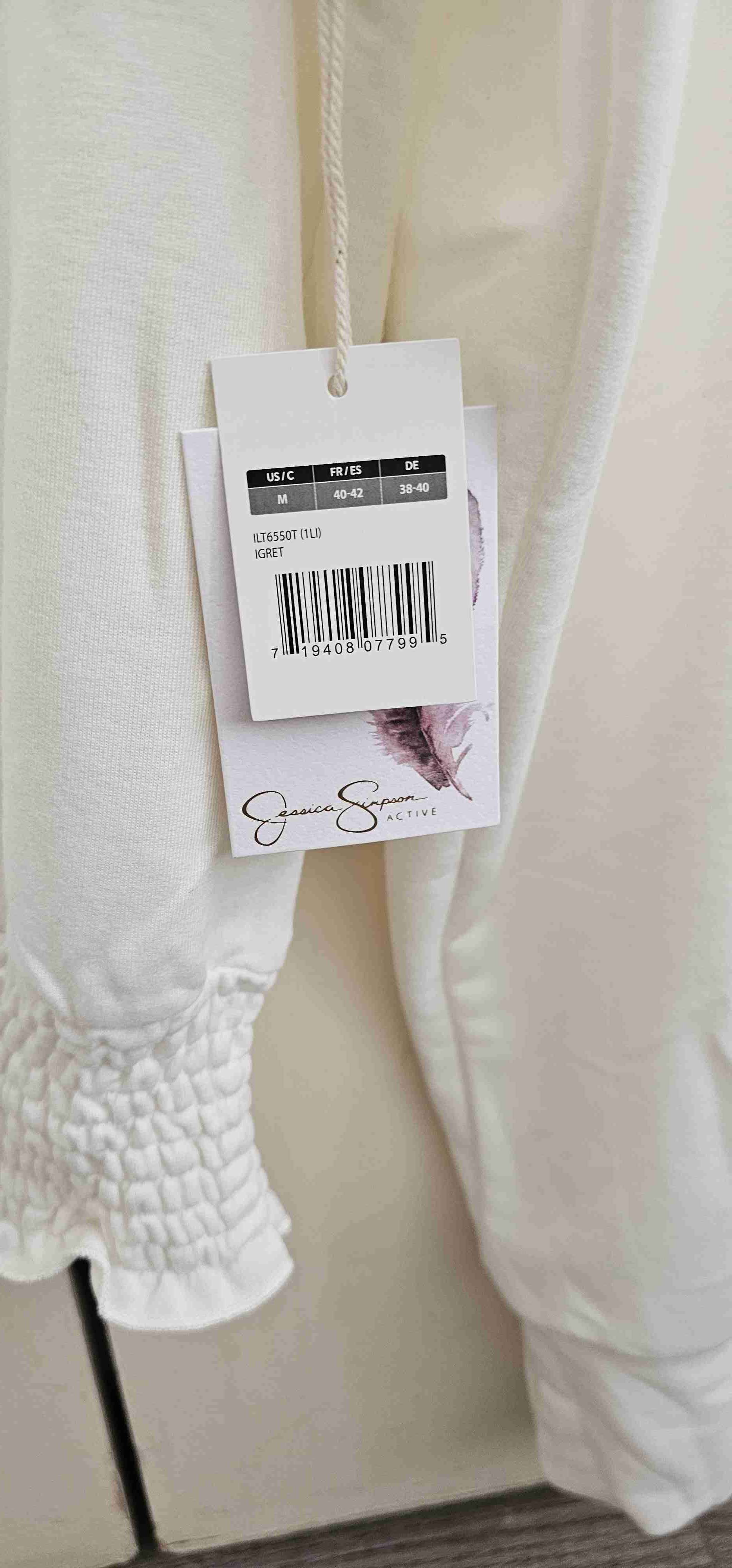 Polerón blanco con volantes - miniatura 3