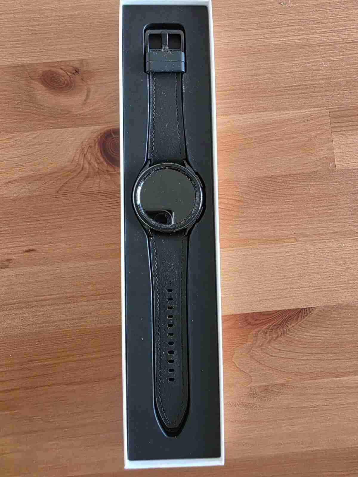 Samsung Galaxy Watch6 Classic Negro 43mm - 2