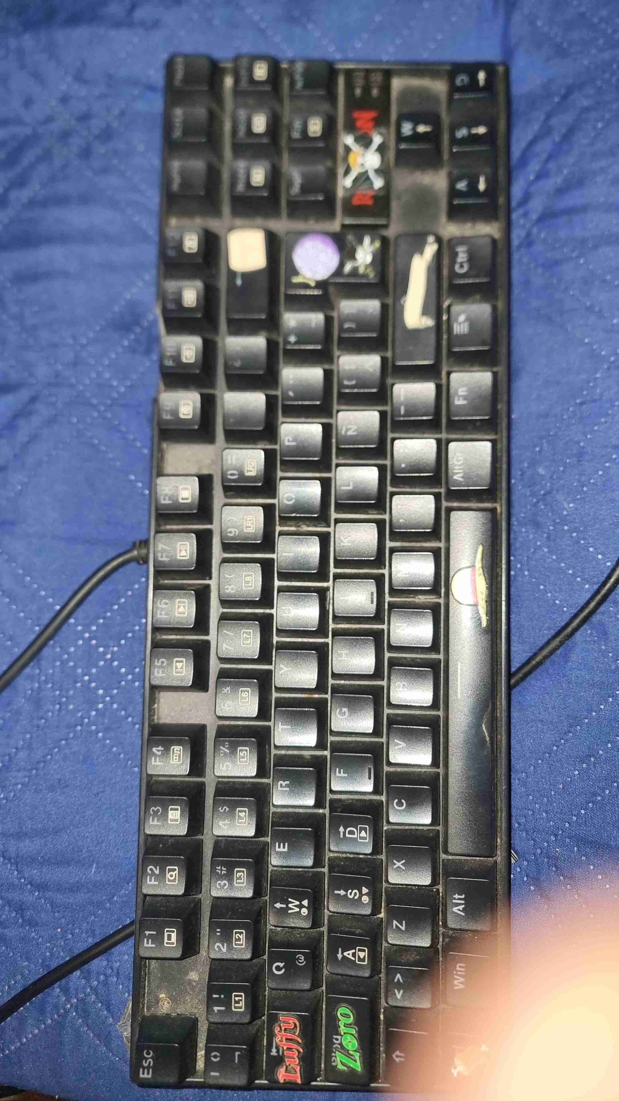 Teclado mecánico usado