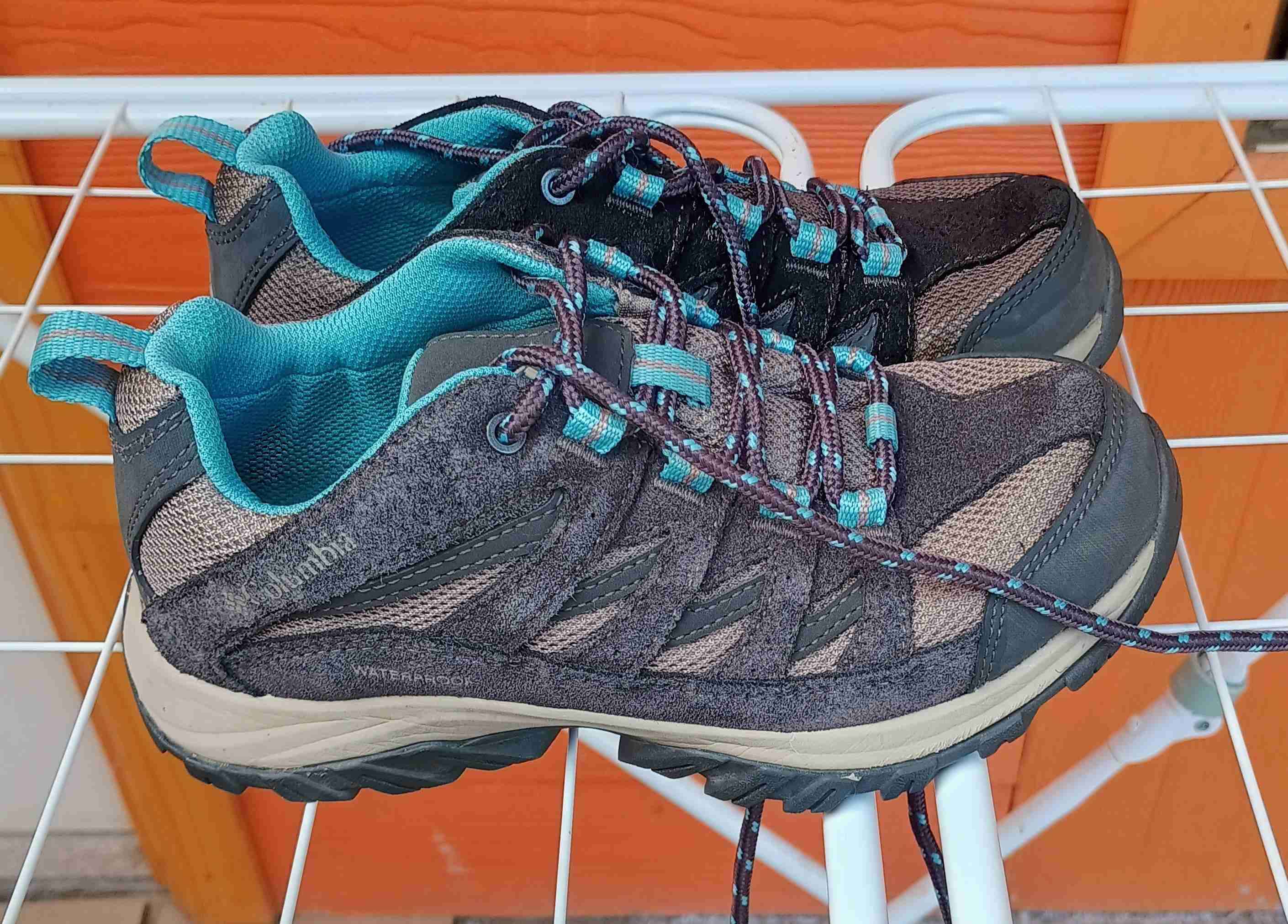 Zapatillas de senderismo impermeables