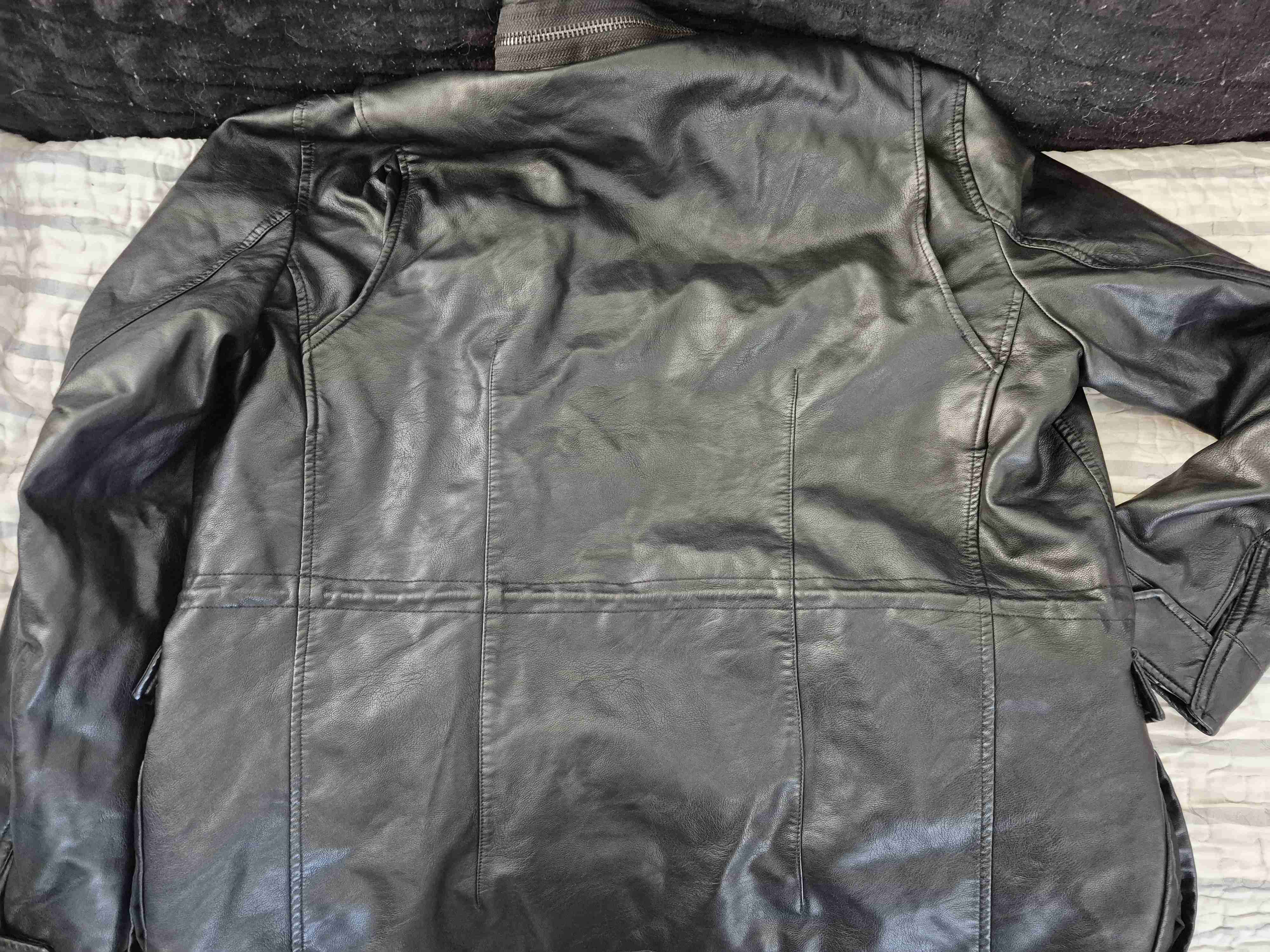 Chaqueta negra Levi's con forro - miniatura 3