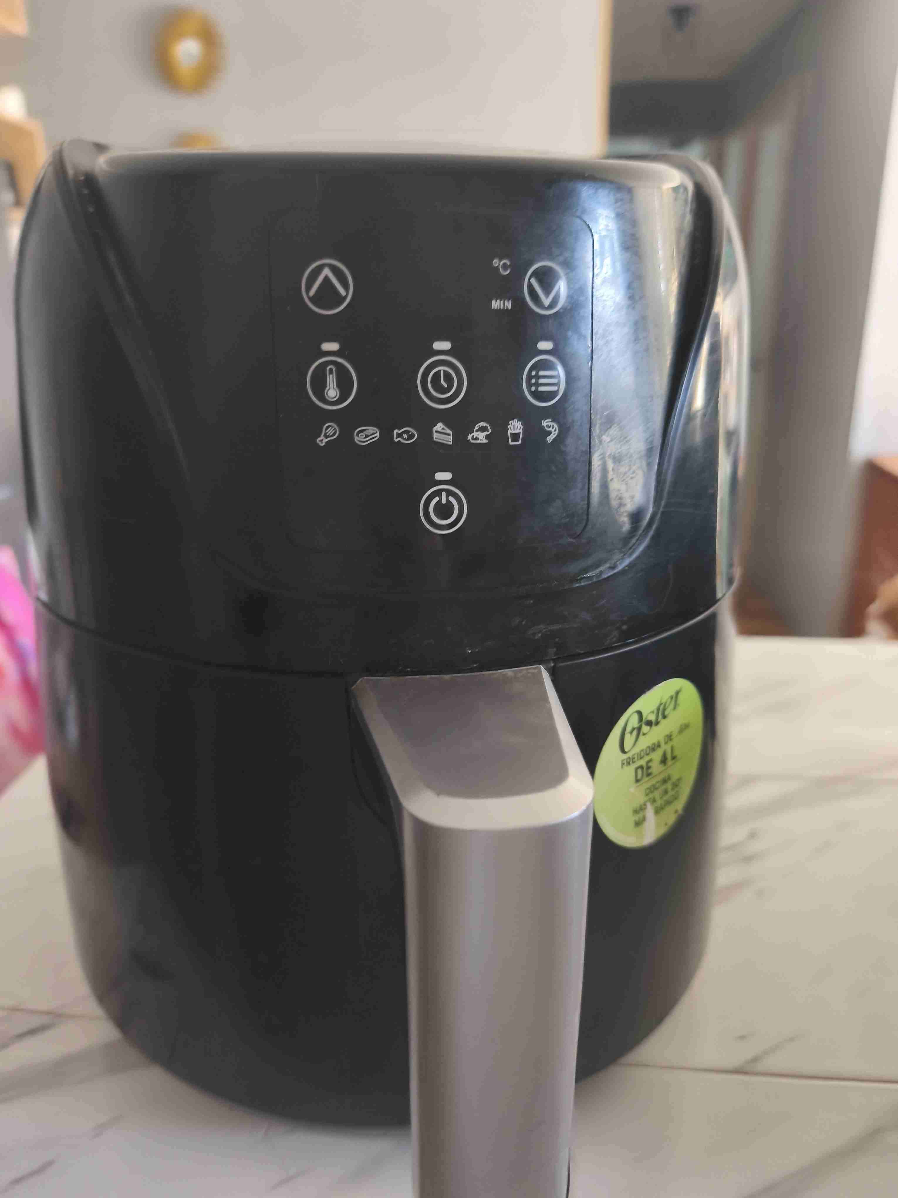 Freidora de aire Oster 4L