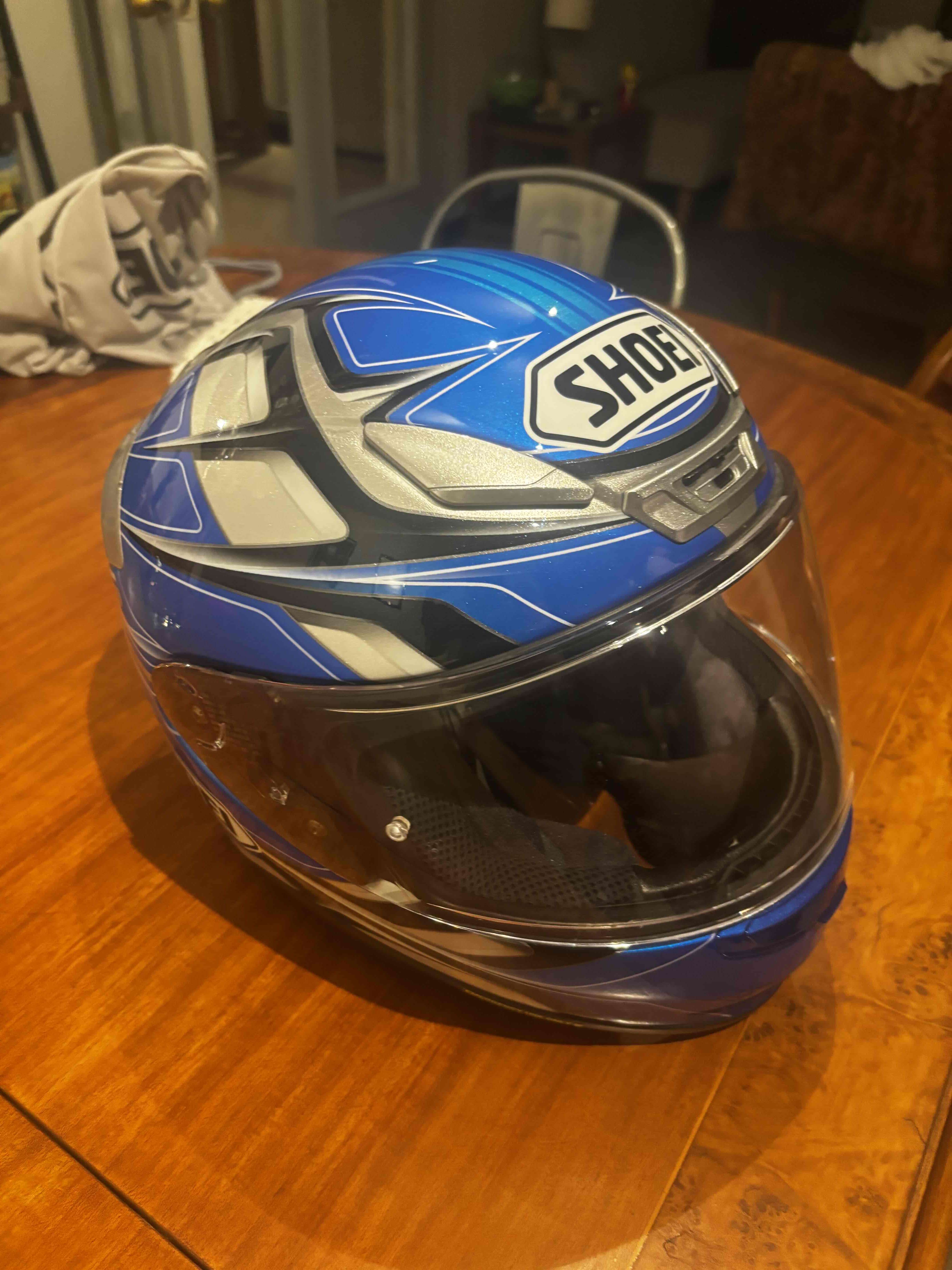 Casco Shoei Z-7 (RF-1200)