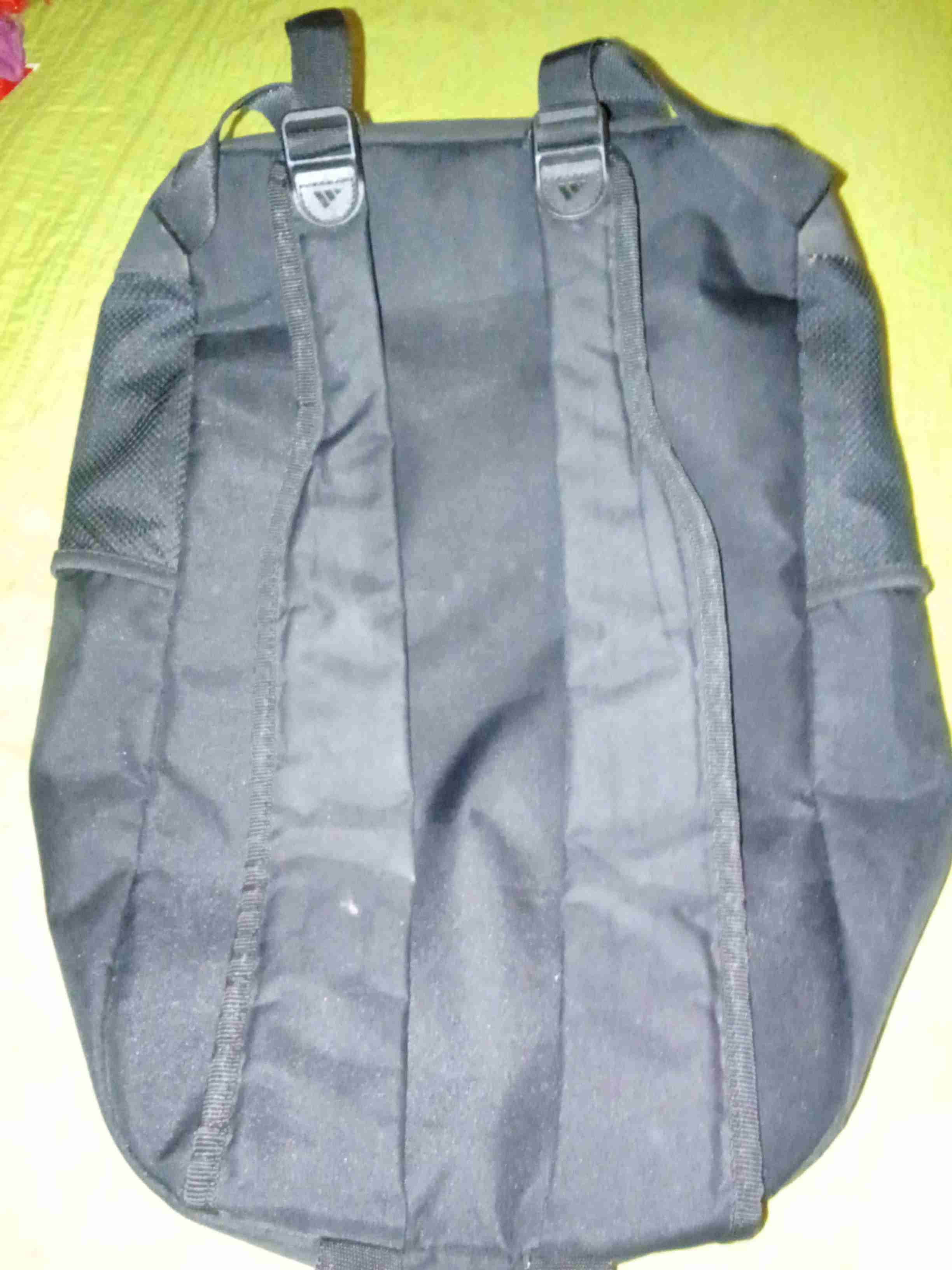 Mochila negra y blanca adida - miniatura 3