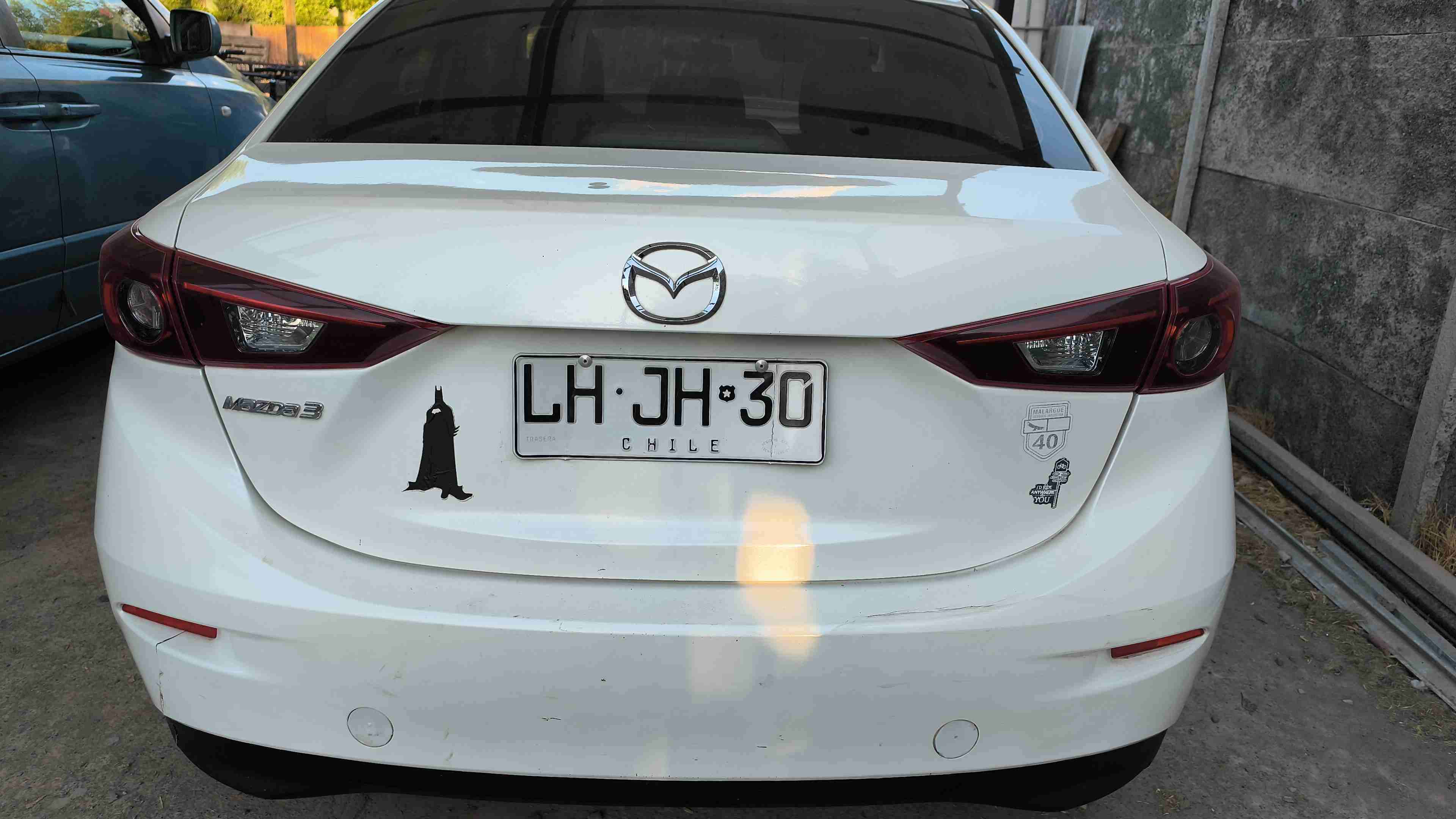 Mazda 3 blanco buen estado - 2