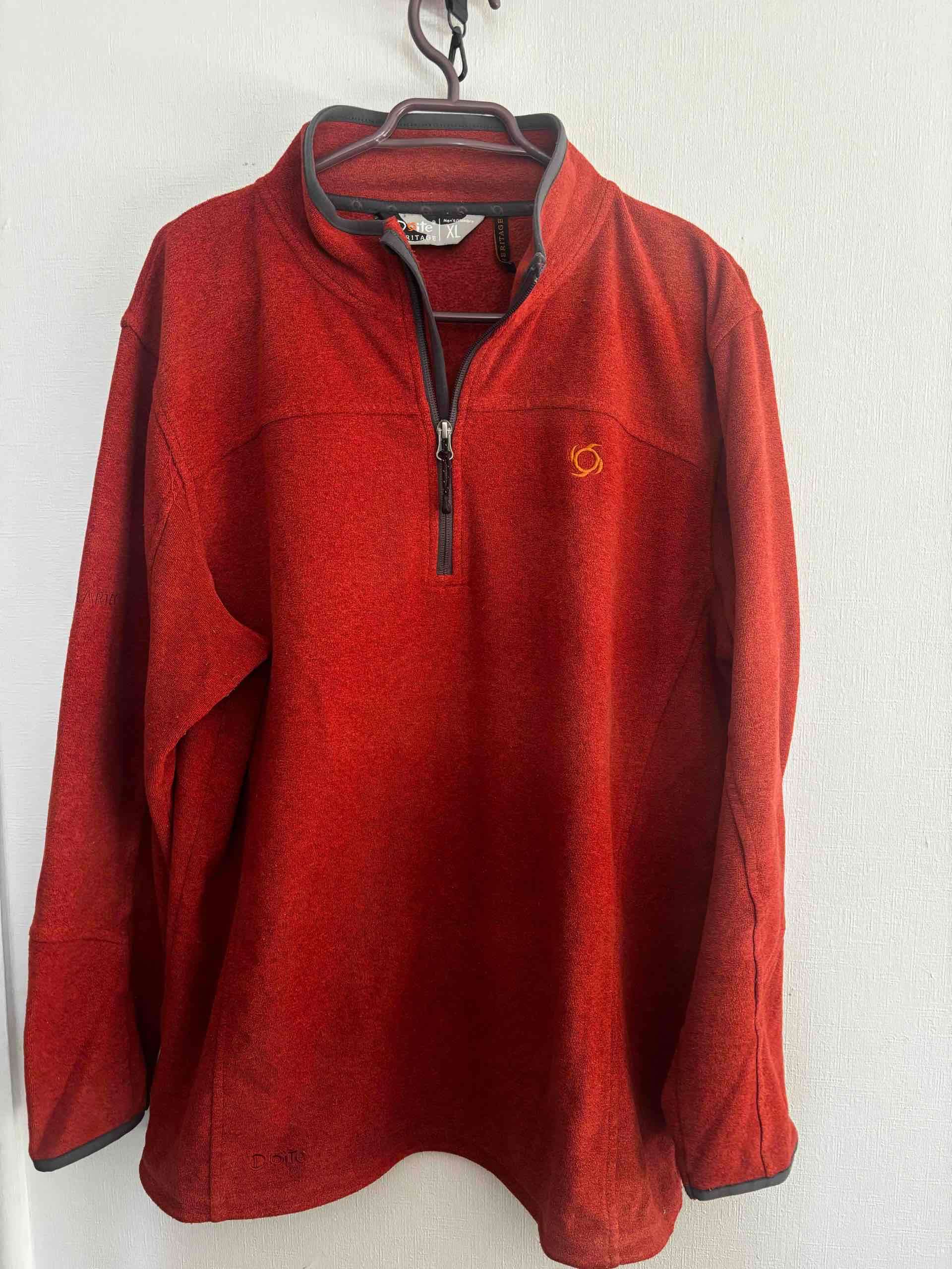 Polar color terracota  con cierre