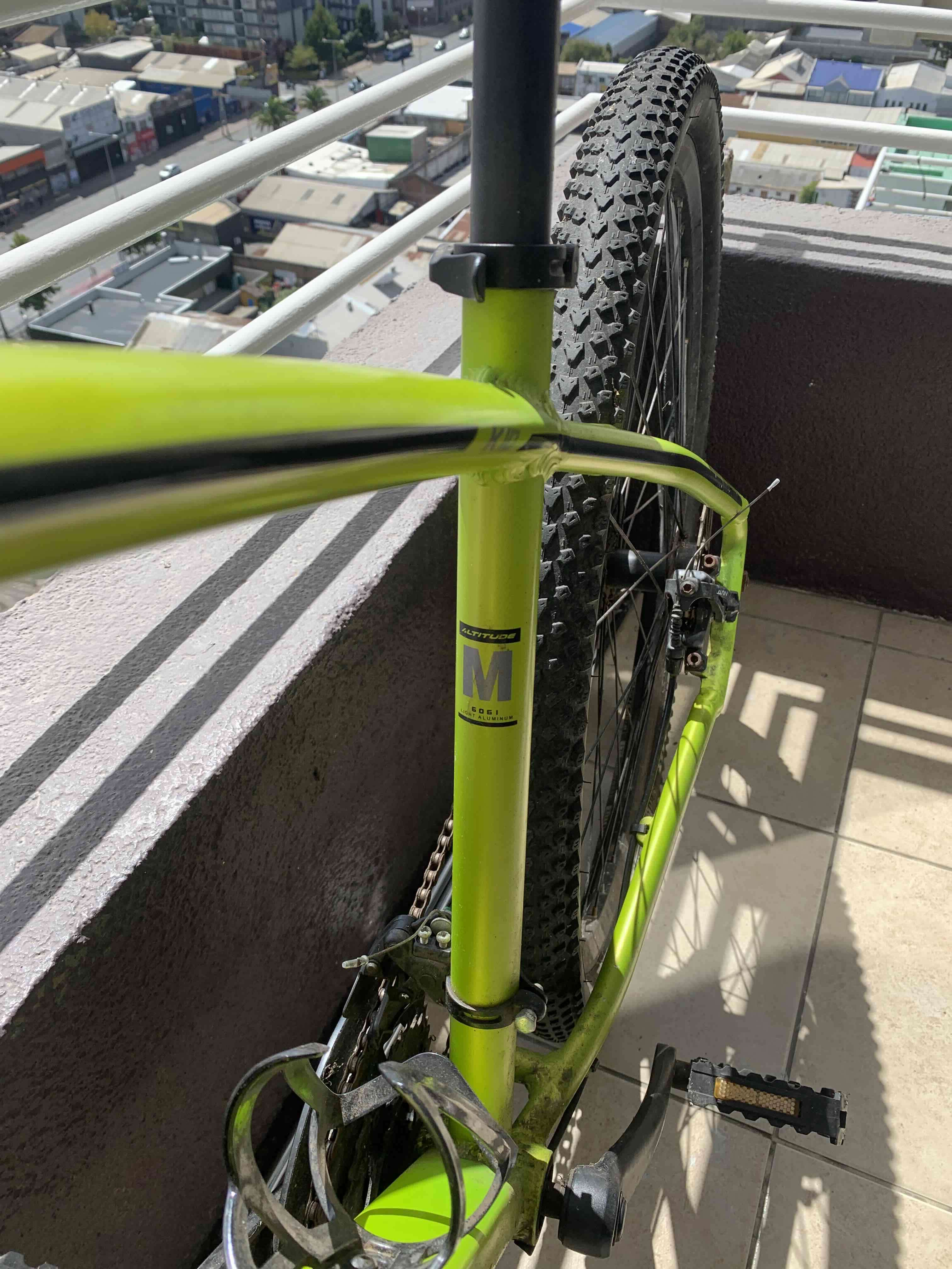 Bicicleta altitude 29 - miniatura 3