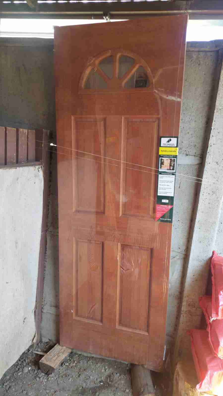 Puerta madera Nueva 75x210