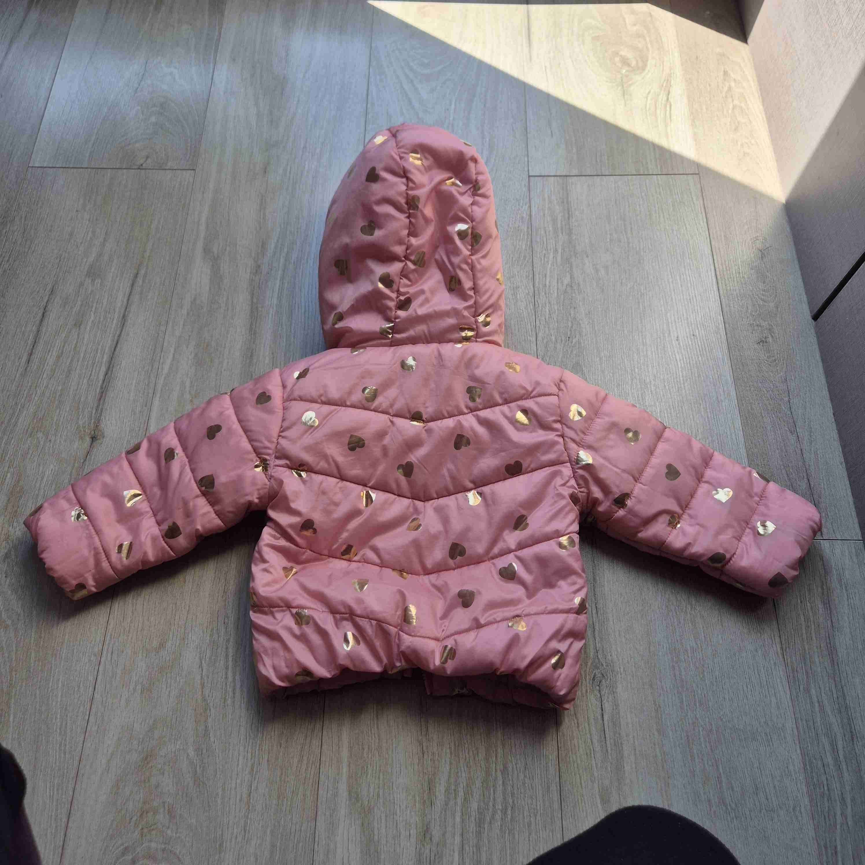 Chaqueta rosa con capucha - miniatura 2