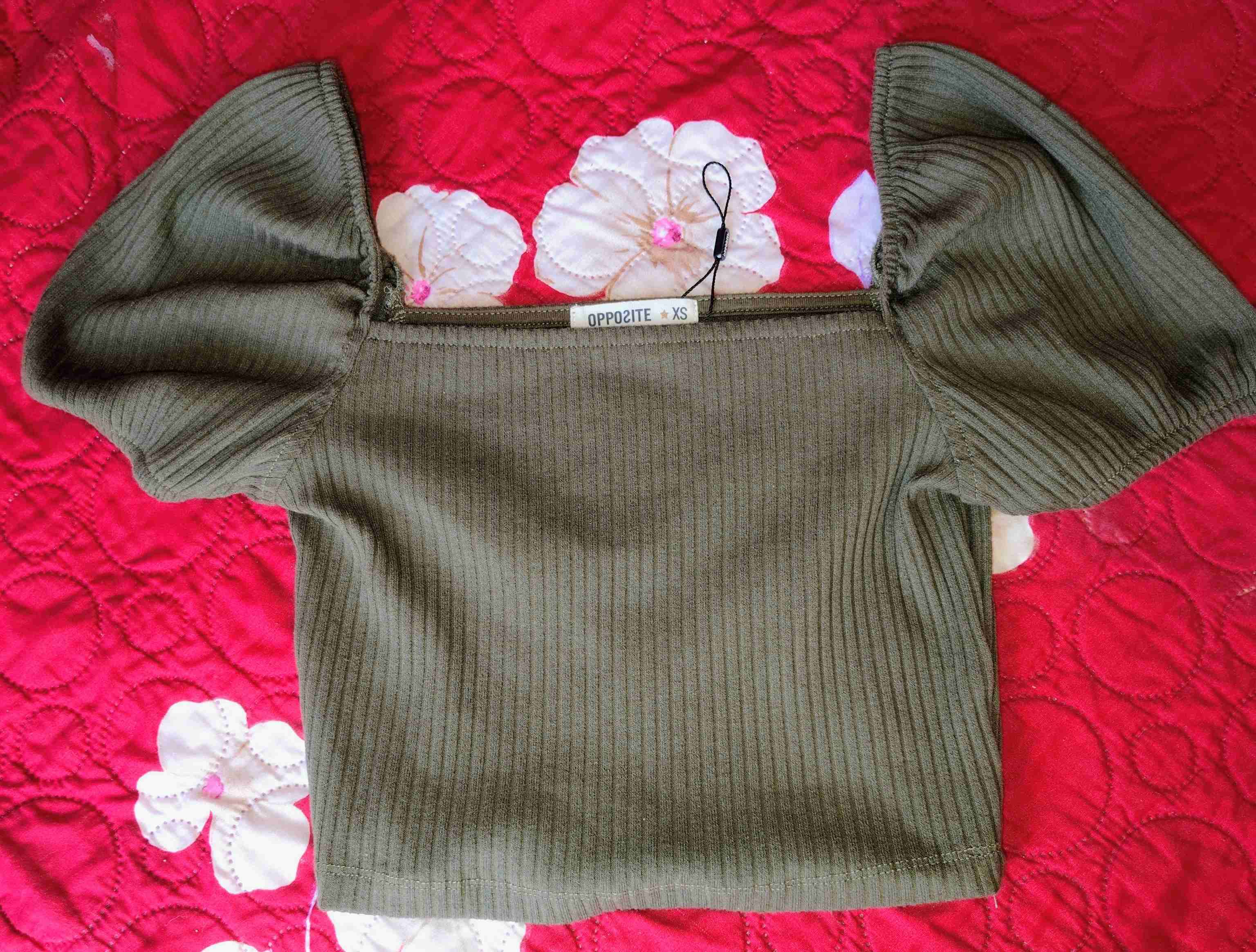 Top verde manga corta