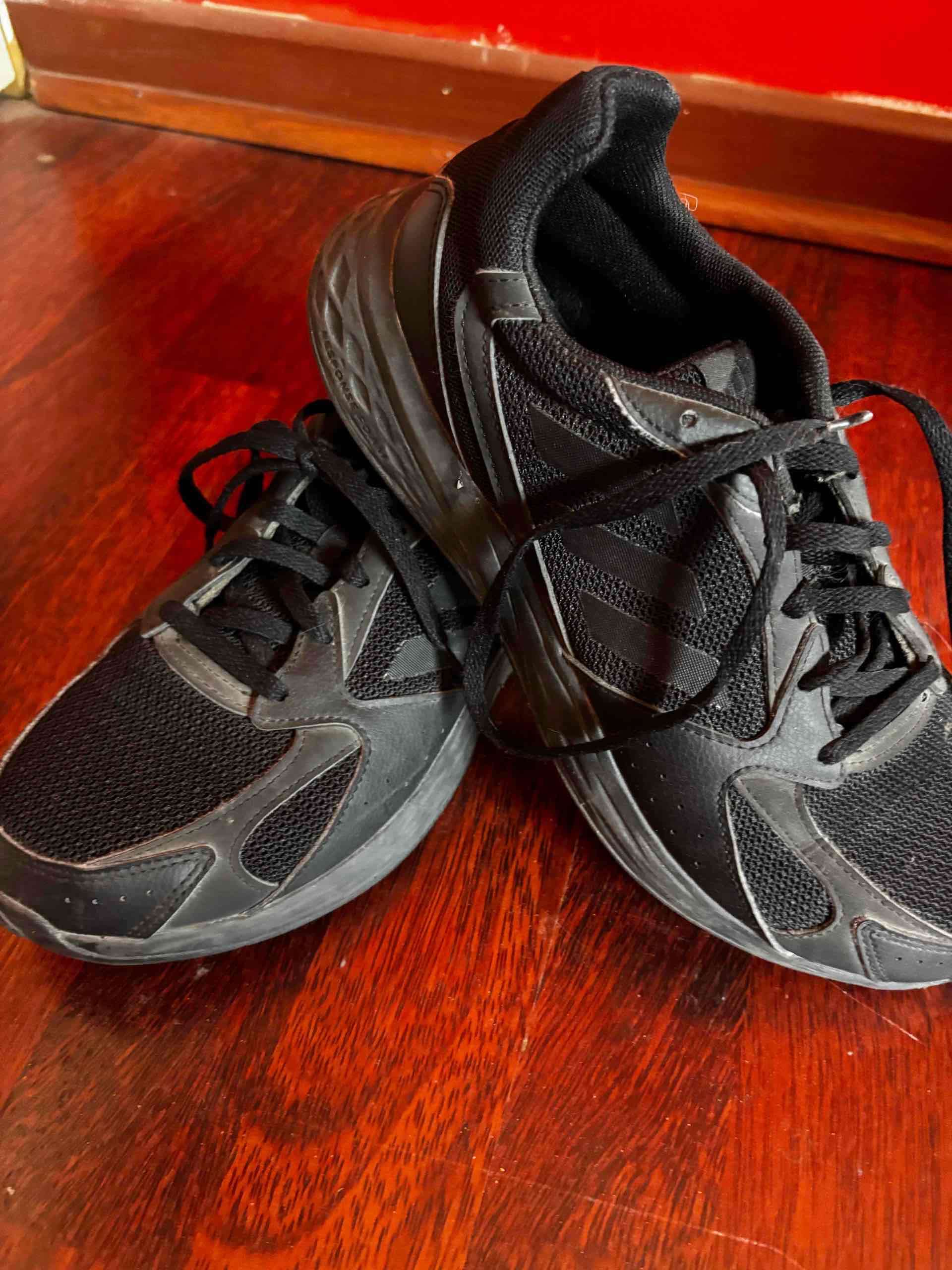 Zapatillas negras deportivas Adidas - miniatura 2