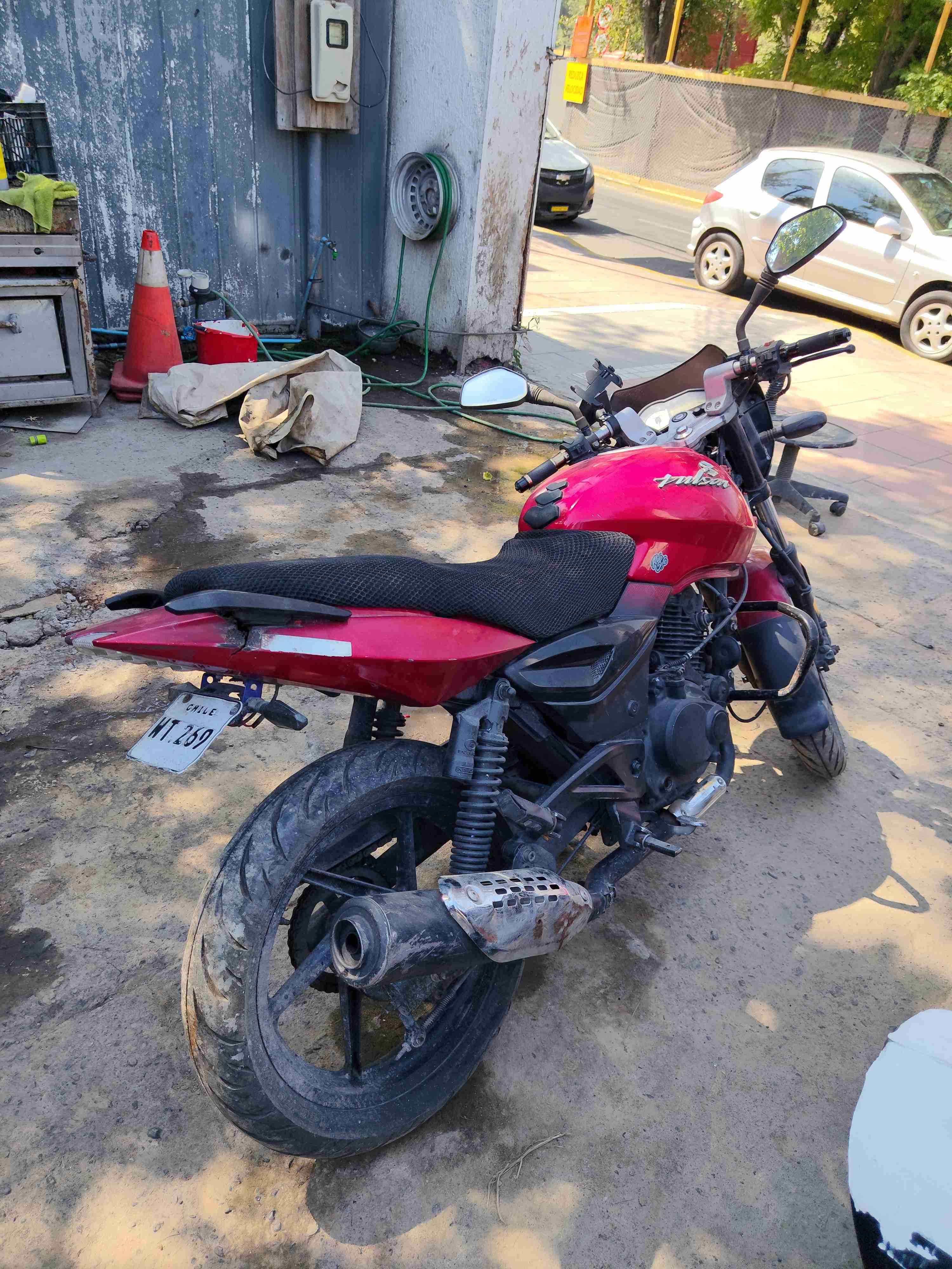 Motocicleta bajaj pulsar 180 - miniatura 2