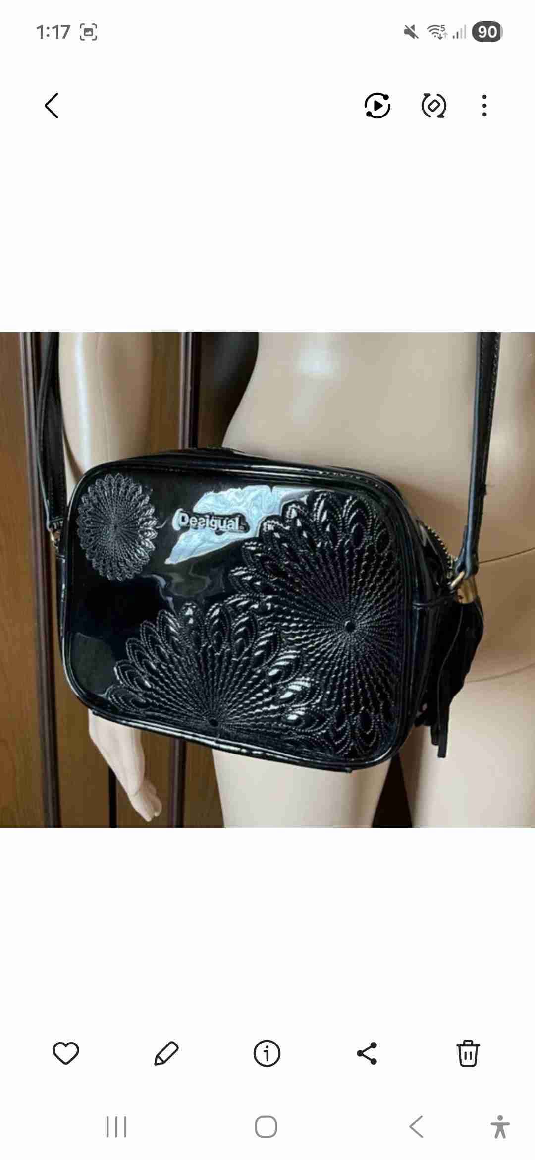 Cartera crossbody negra Desigual