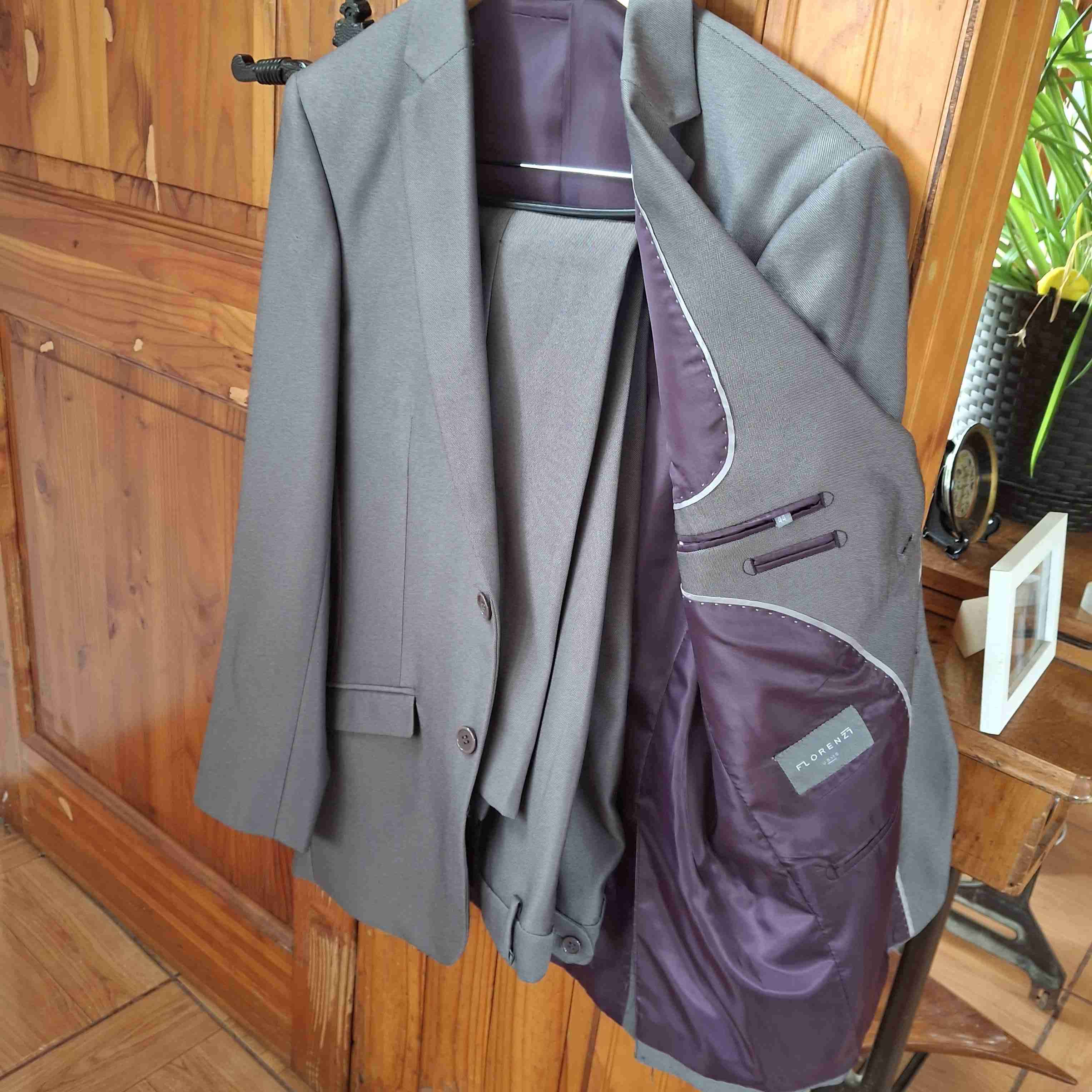 Ternos juvenil  elegante para hombre - miniatura 2