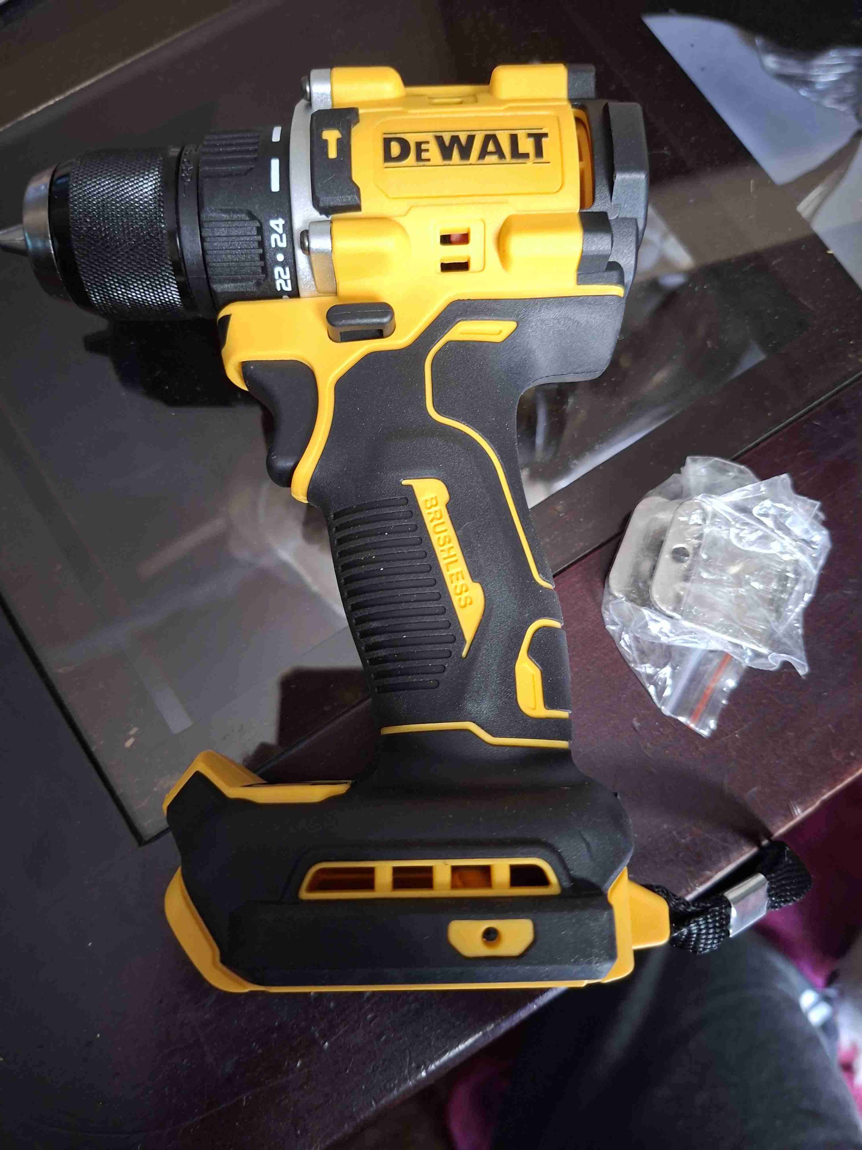Taladro inalámbrico DEWALT