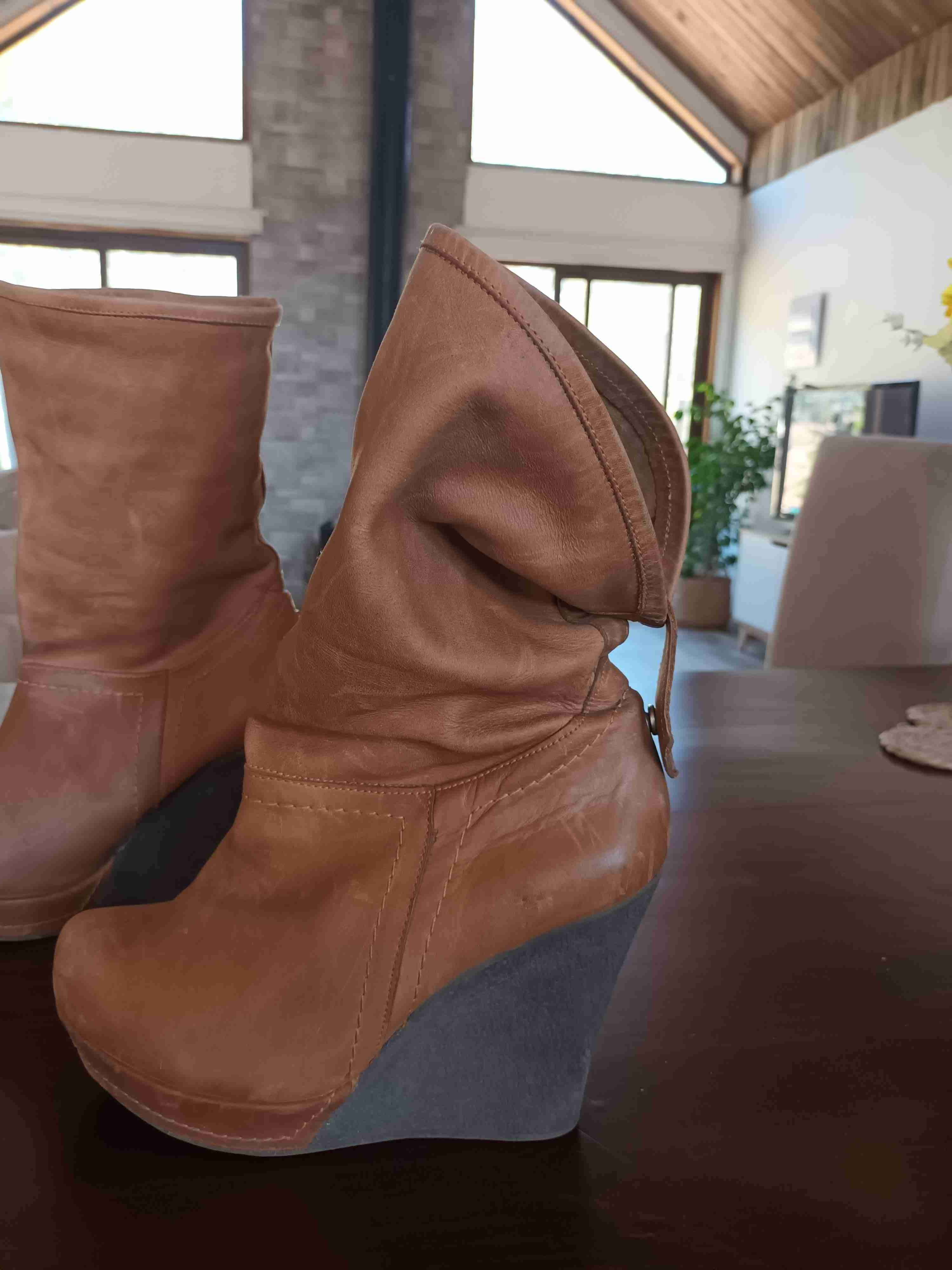 Botas taco cuña marrón - miniatura 3