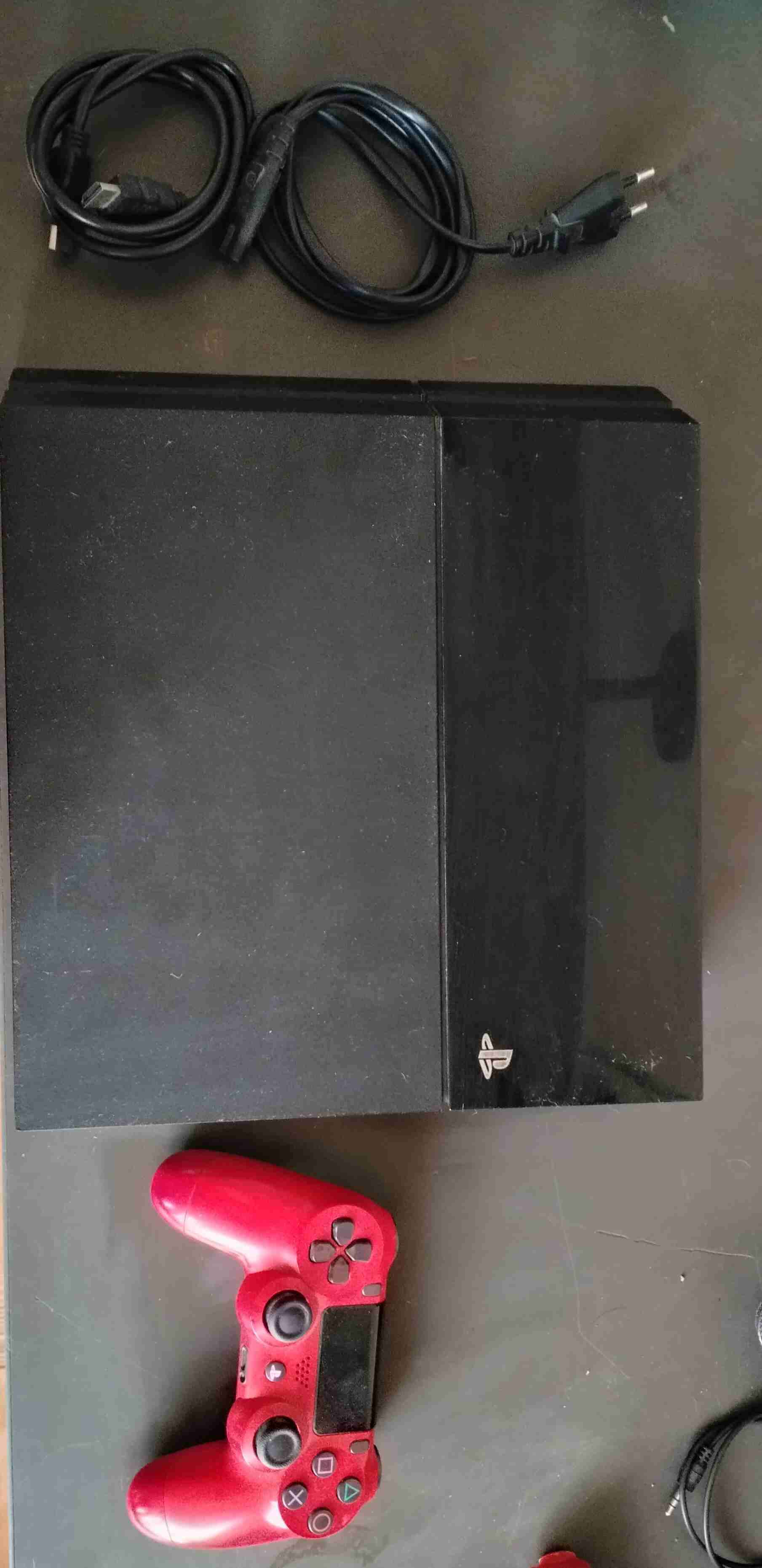 PS4fat 500gb+mando original+juegos digitales