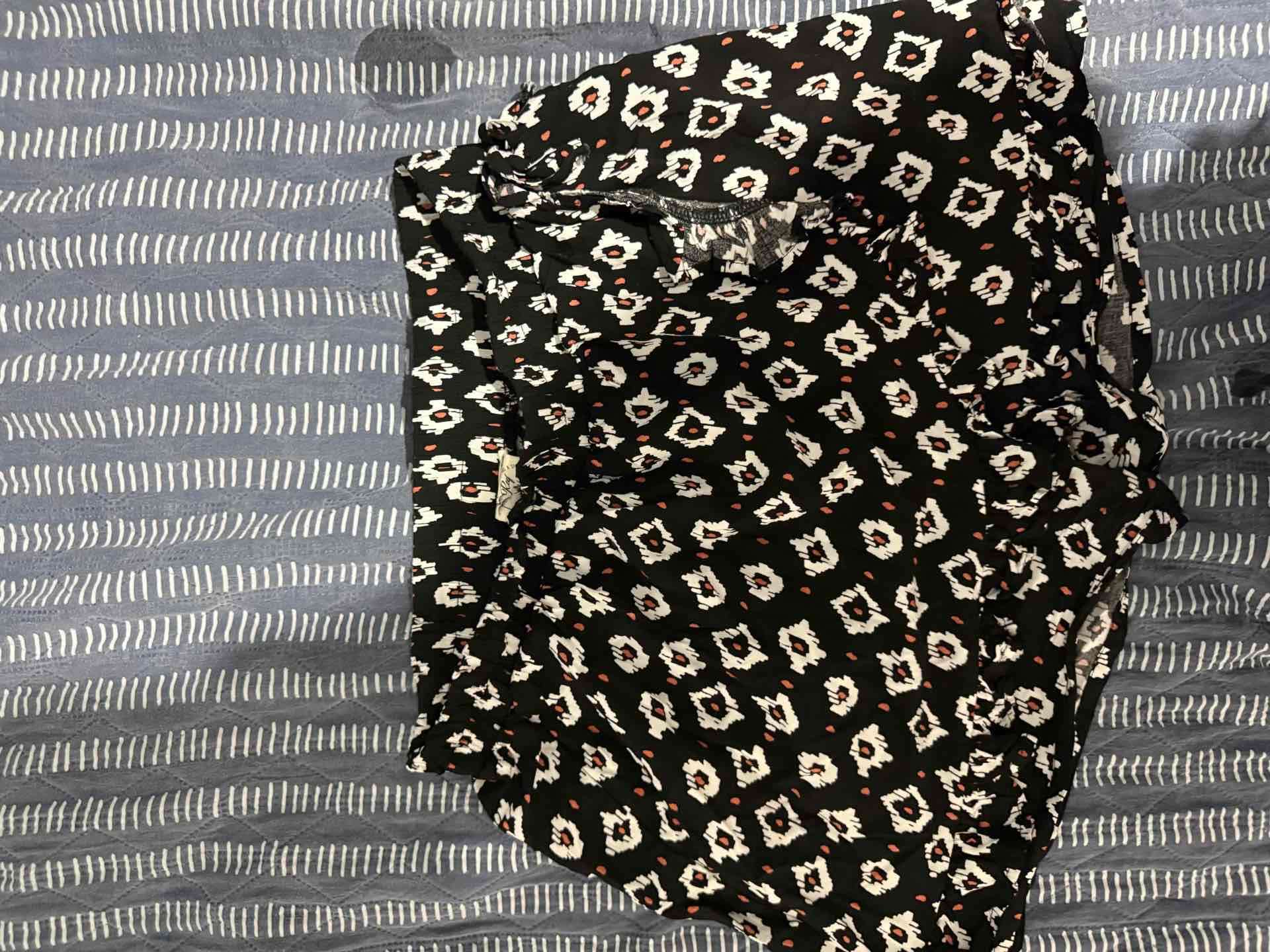 Falda short corta estampado leopardo - miniatura 4