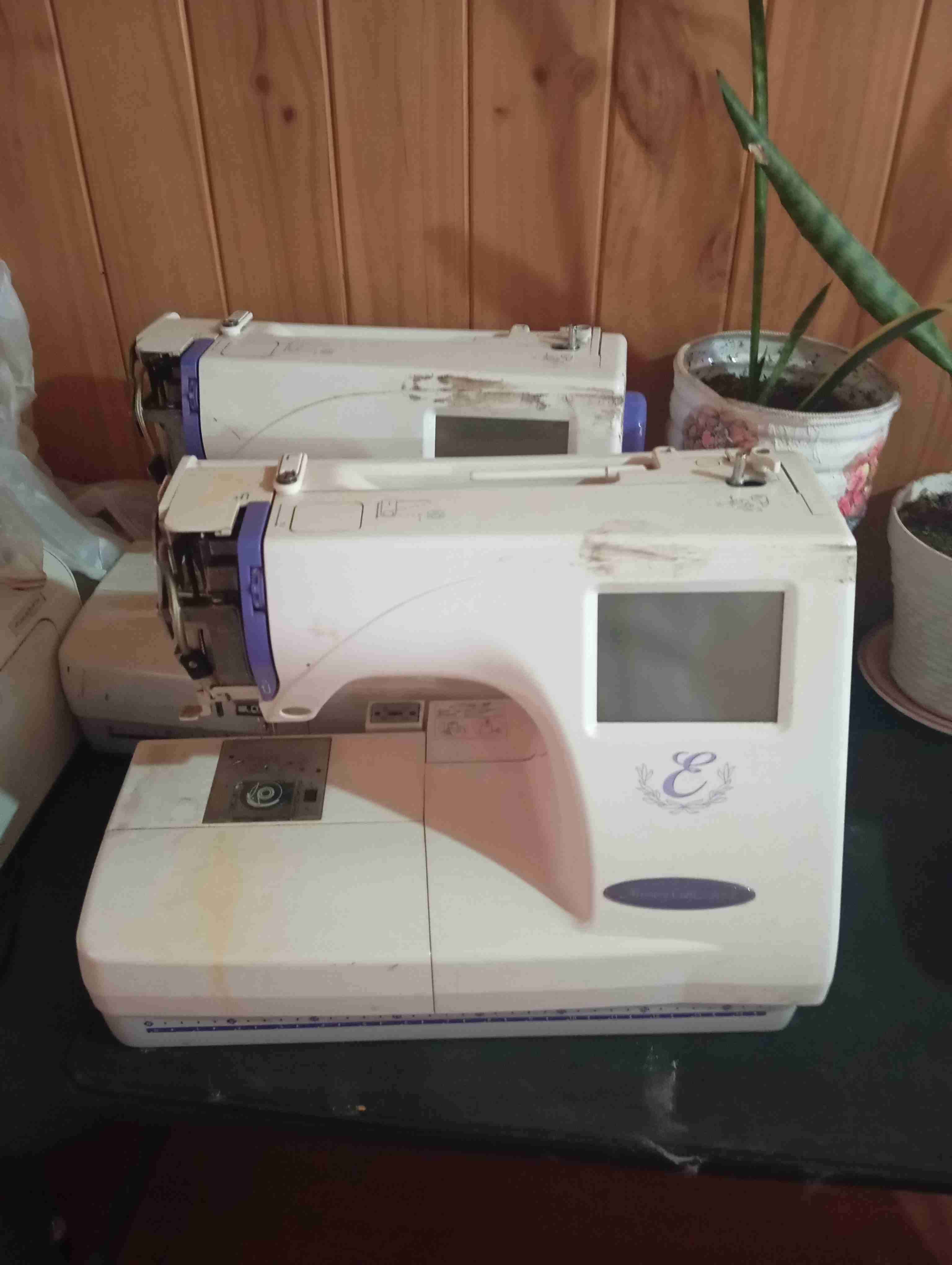 Máquina de Janome 300E - miniatura 2