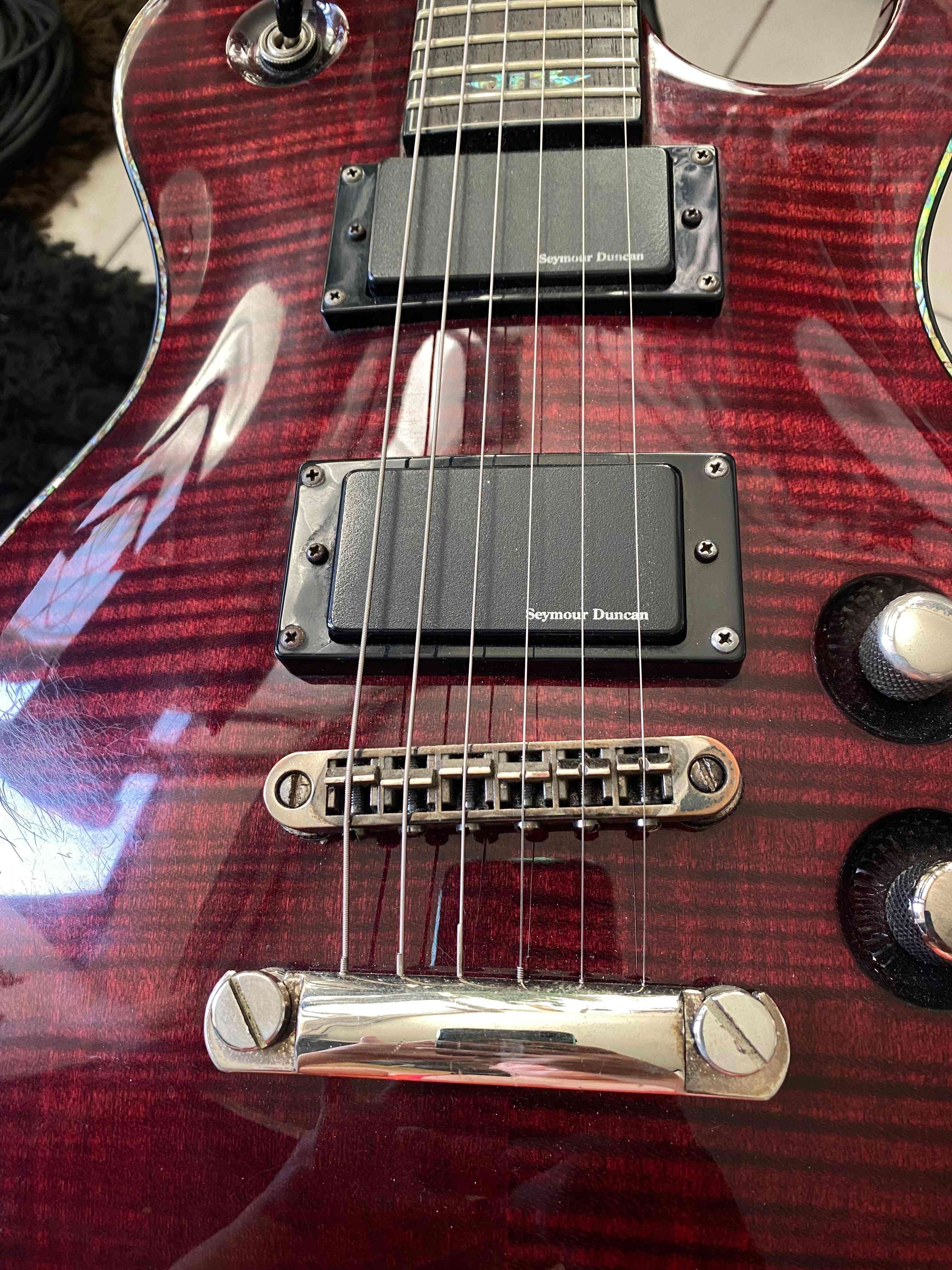 Guitarra Charvel Desolation DS-2 + Seymour Duncan - miniatura 2