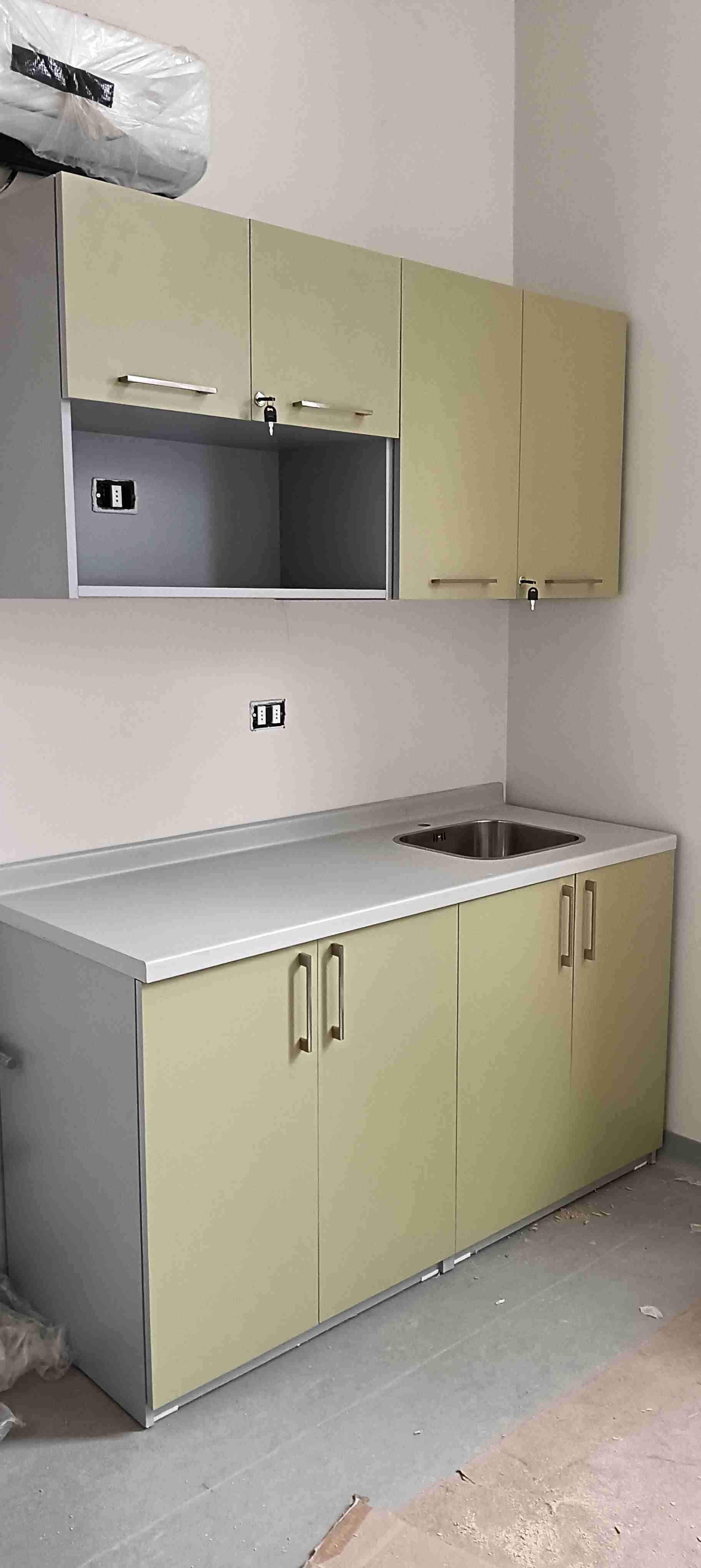 Cocina moderna modular negra y Retapizados tanbien - miniatura 2