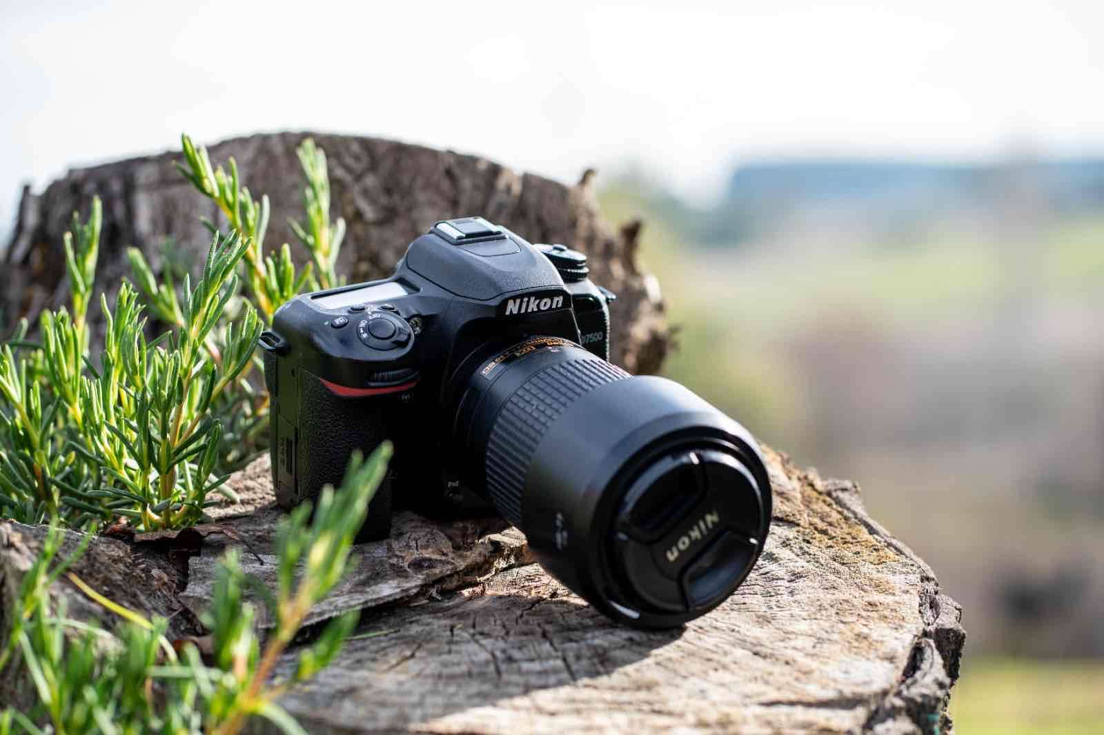 Cámara Nikon D7500 con lentes - 6